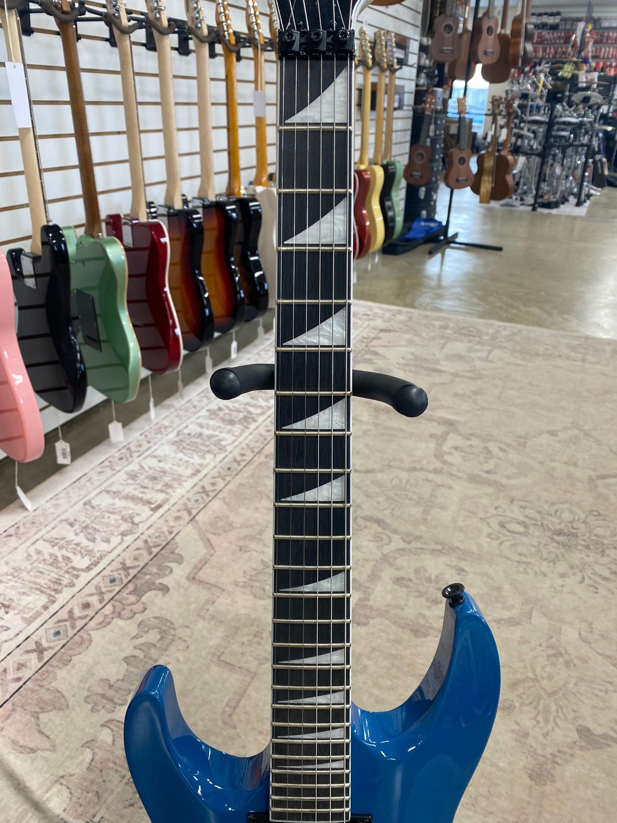 Jackson JS Series JS32L DKA Dinky Archtop Left-Handed – Bright Blue