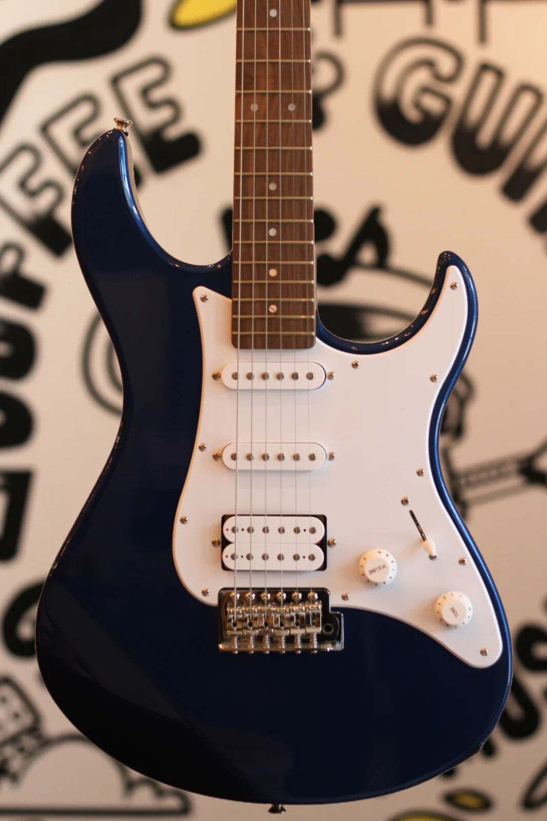 Yamaha Pacifica PAC012 Electric Guitar – Metallic Dark Blue