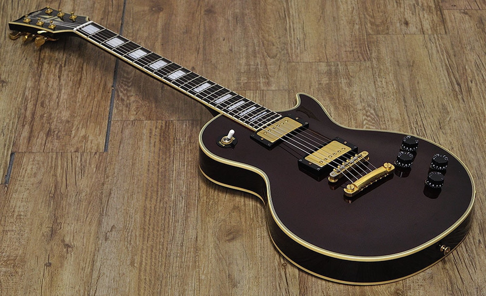 Orville LPC-75 Used 1990s Maple Top Mahogany Back Body Mahogany Neck Black