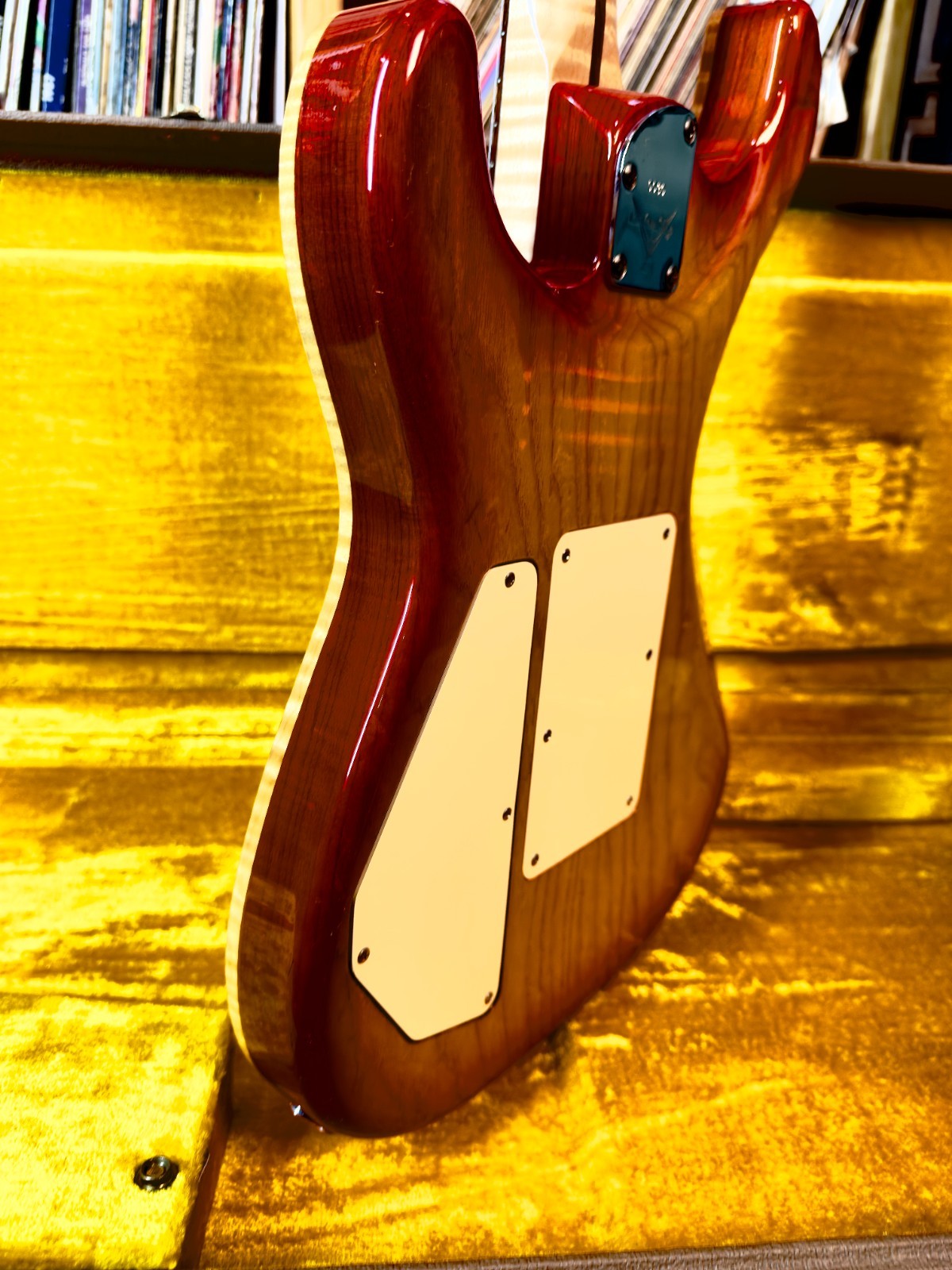 1995 Fender Custom Shop Carved Top Strat Aged Cherry Burst