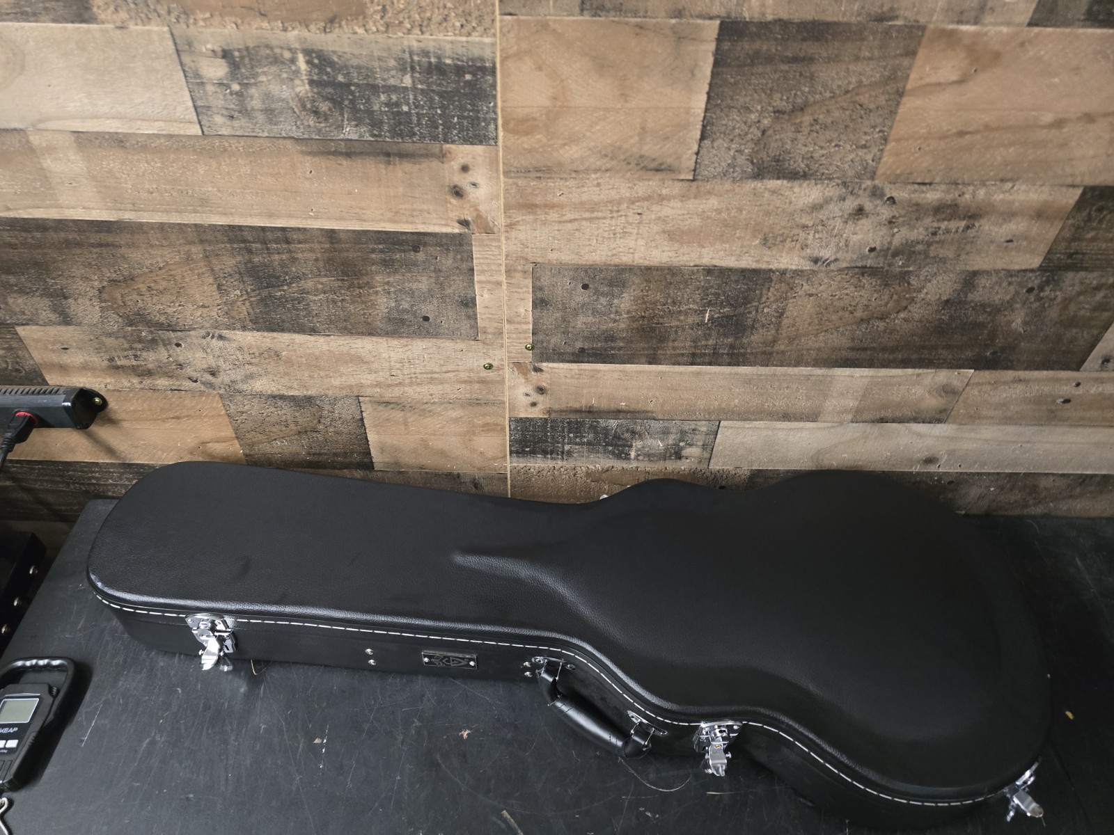 Guild Bluesbird With Original Hard Shell Case
