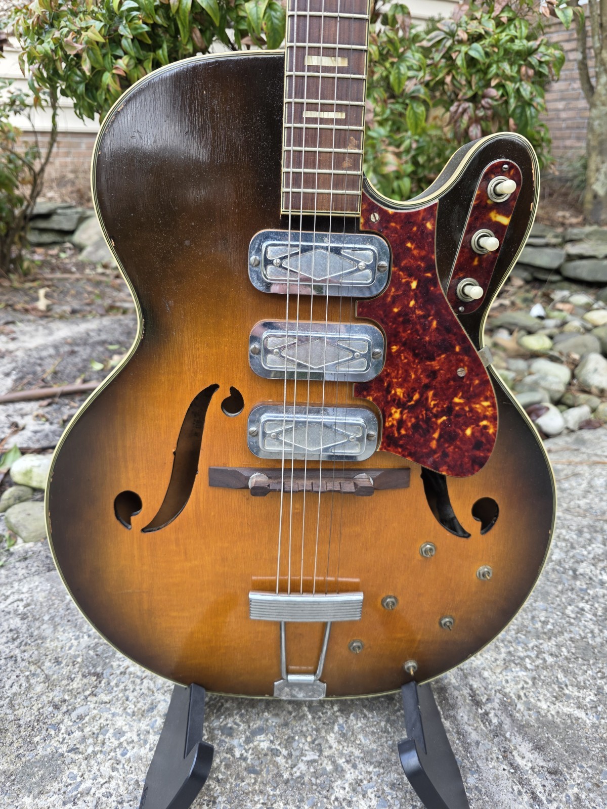💥Video💥 1960 Harmony Silvertone H-1429 Sunburst 1429 Archtop Hollowbody Guitar