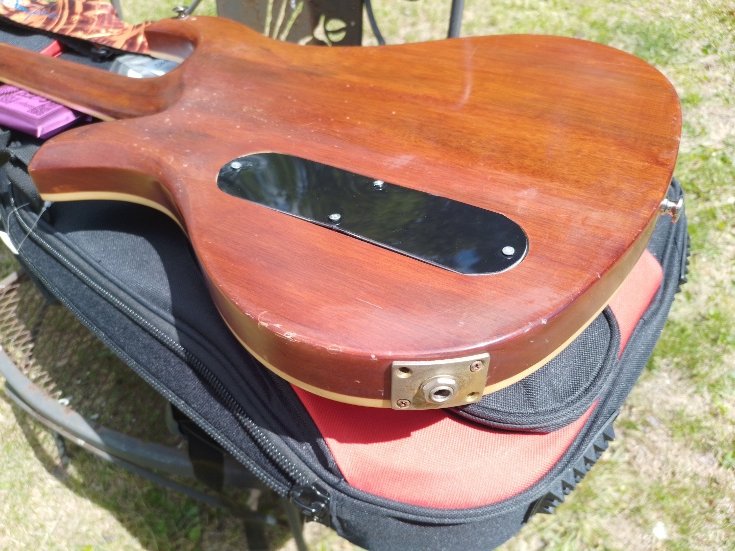 BC RICH Eagle Archtop Deluxe Antique Violin Bag Extras Hendrix EMG Player 🎸