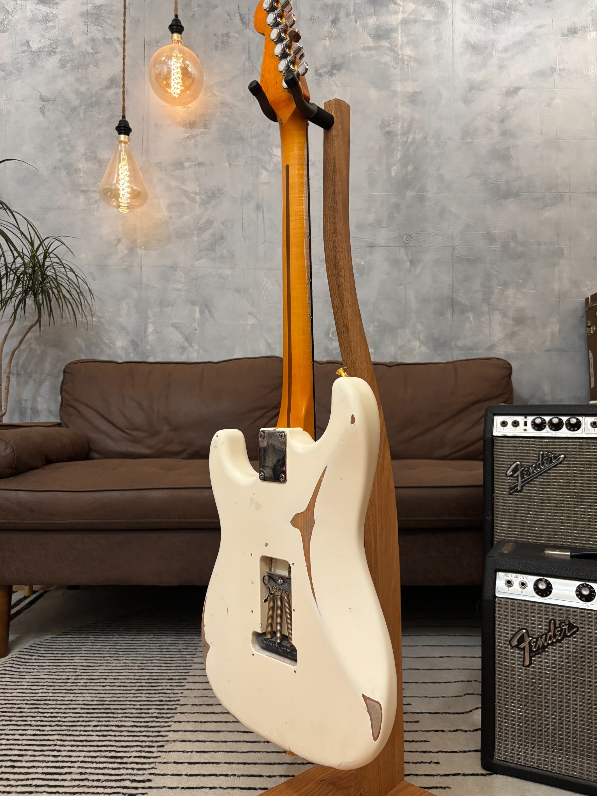 Fender Stratocaster Glas Custom HSS Arctic White Relic 8.2lbs w/ V