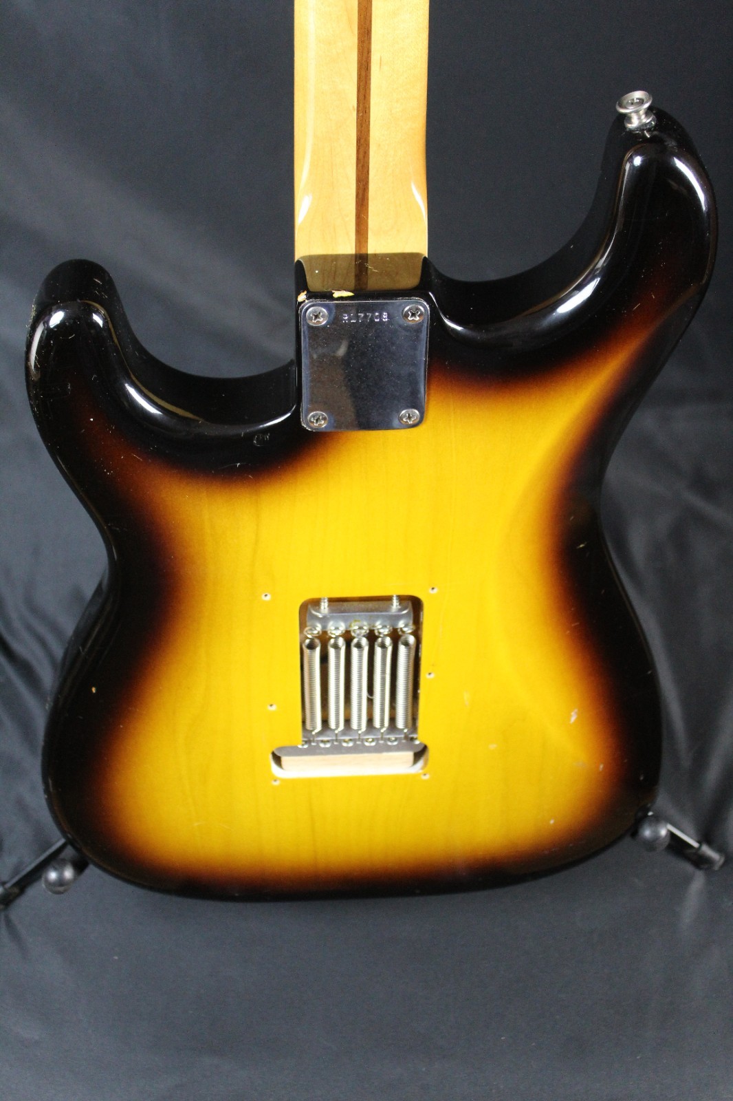Fender Custom Shop 1956 Stratocaster Relic 2-Tone Sunburst 2002 w/OHSC & COA