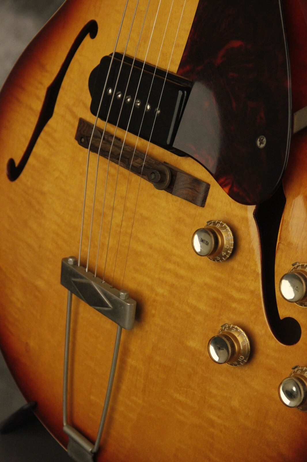 1962 Gibson ES-125 TDC Sunburst w/flame maple top
