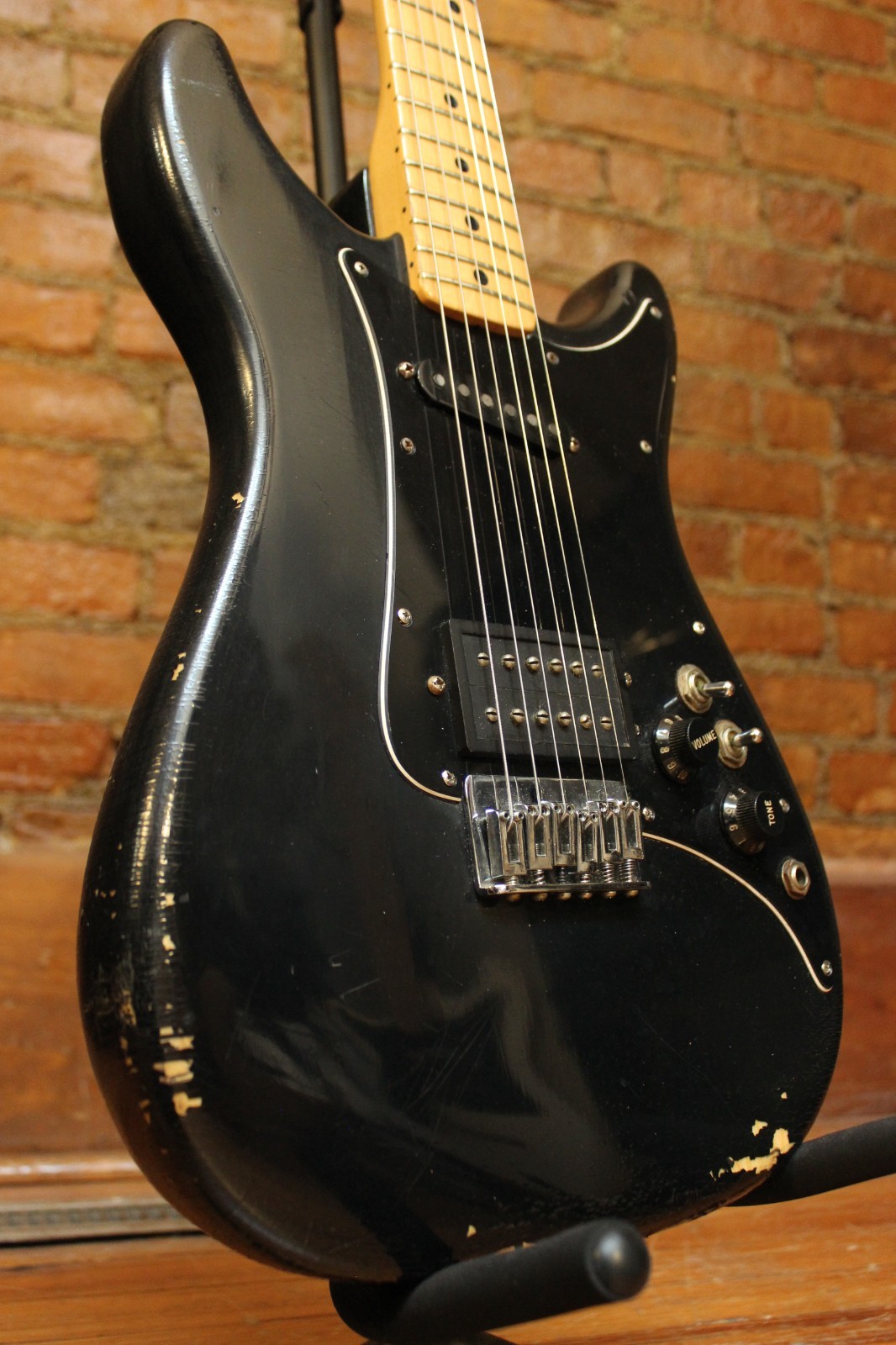 Fender Lead I with Maple Fretboard 1981 – Black