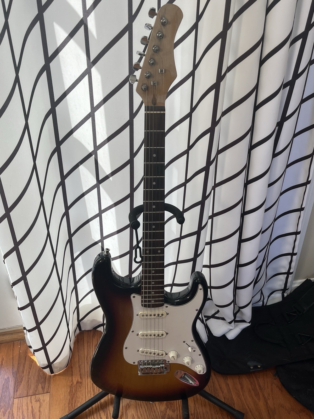 Stagg Fender Stratacaster Guitar 🎸