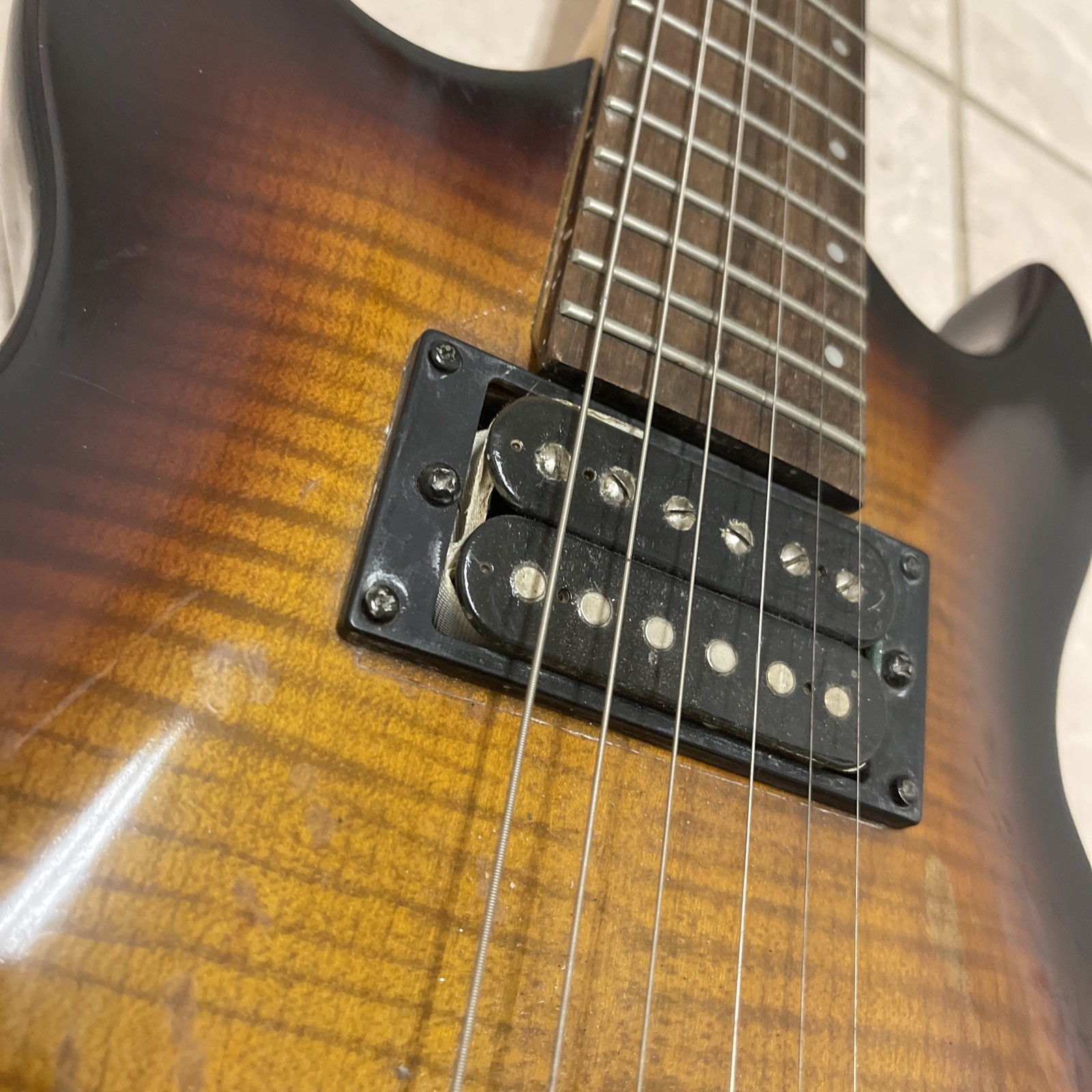 Vintage Vantage VS Electric Sunburst Guitar