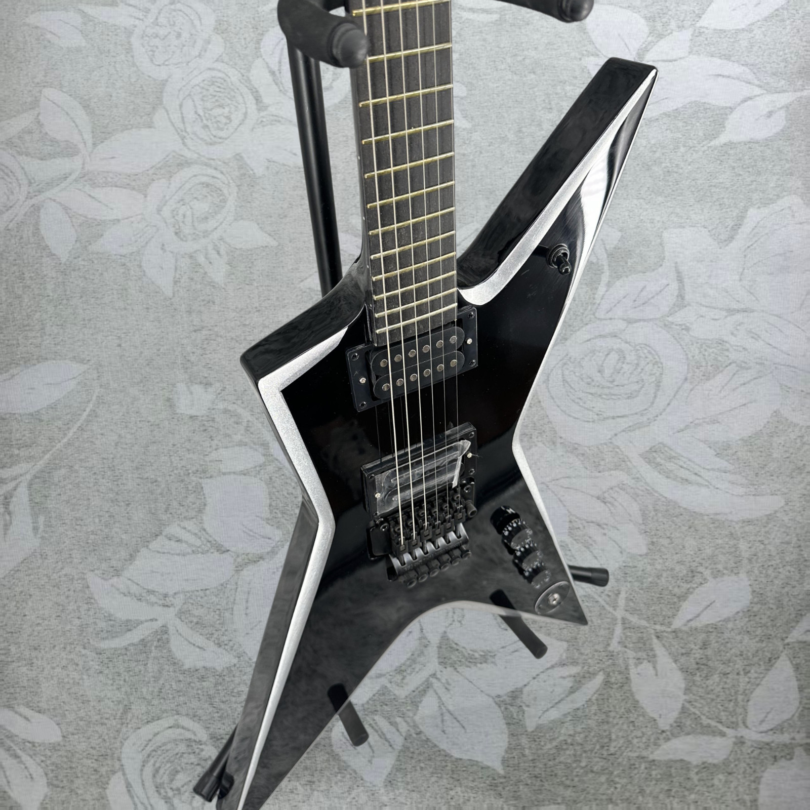 U.S. spot Washburn Dimebag Darrell Signature Electric Guitar Black Finish