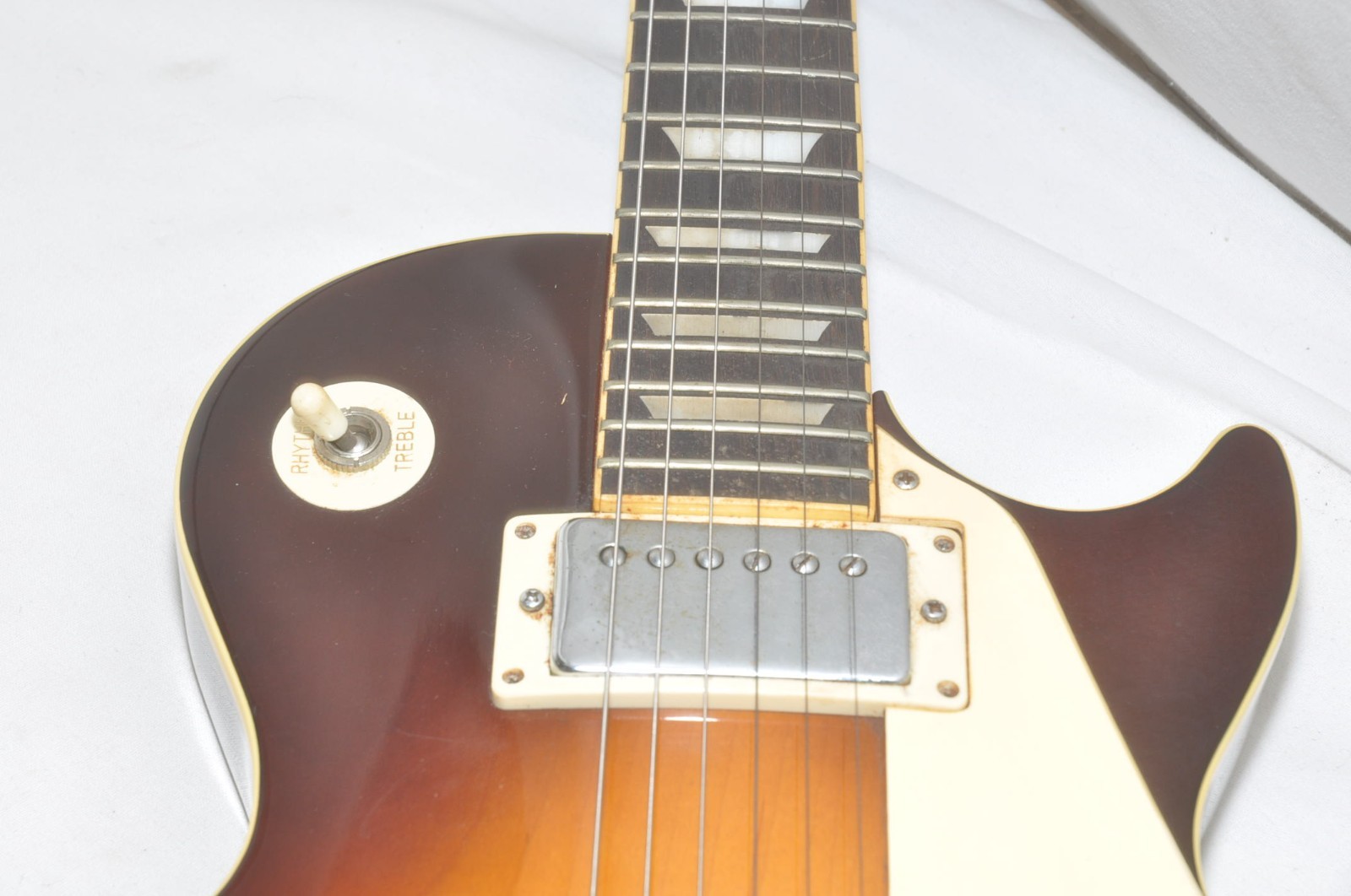 YAMAHA SL400S Les Paul type Electric Guitar Ref No 7485