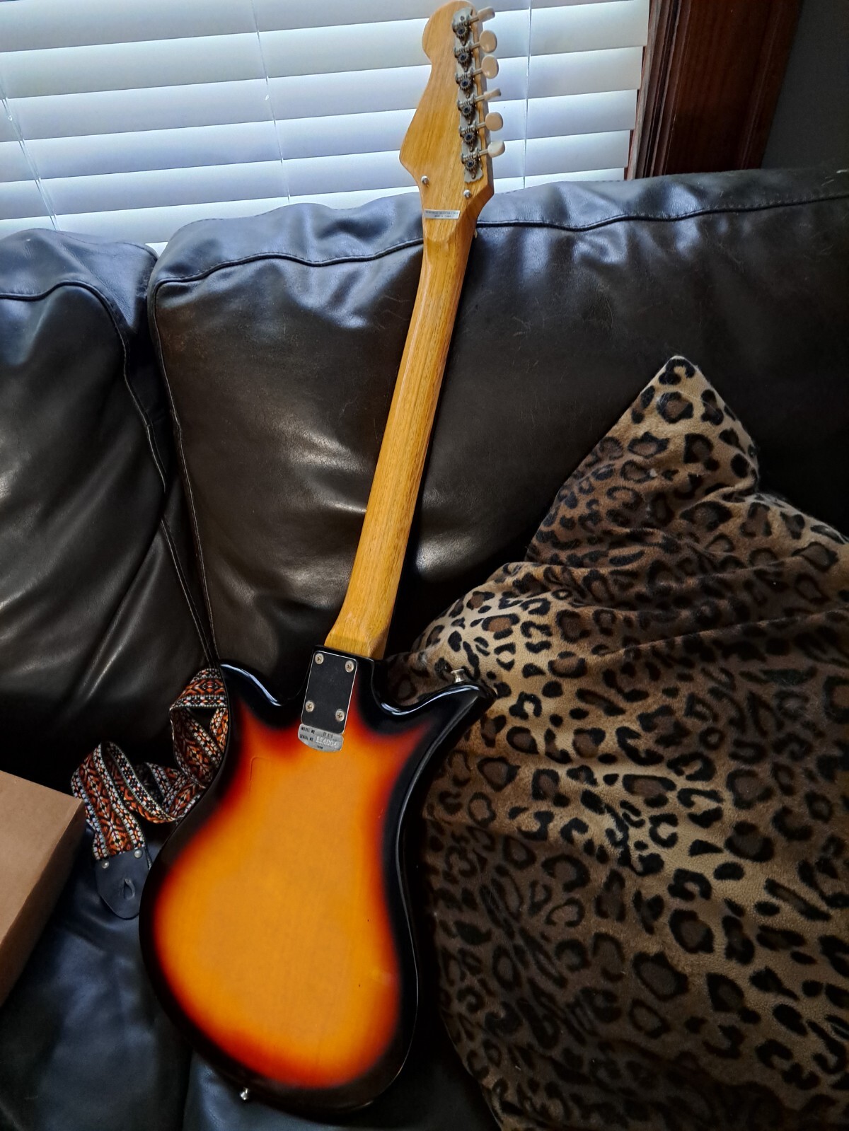 vintage TEISCO 2 PU TULIP ELECTRIC GUITAR WITH MATCHING AMP..ORIGINAL BOXES!!!!
