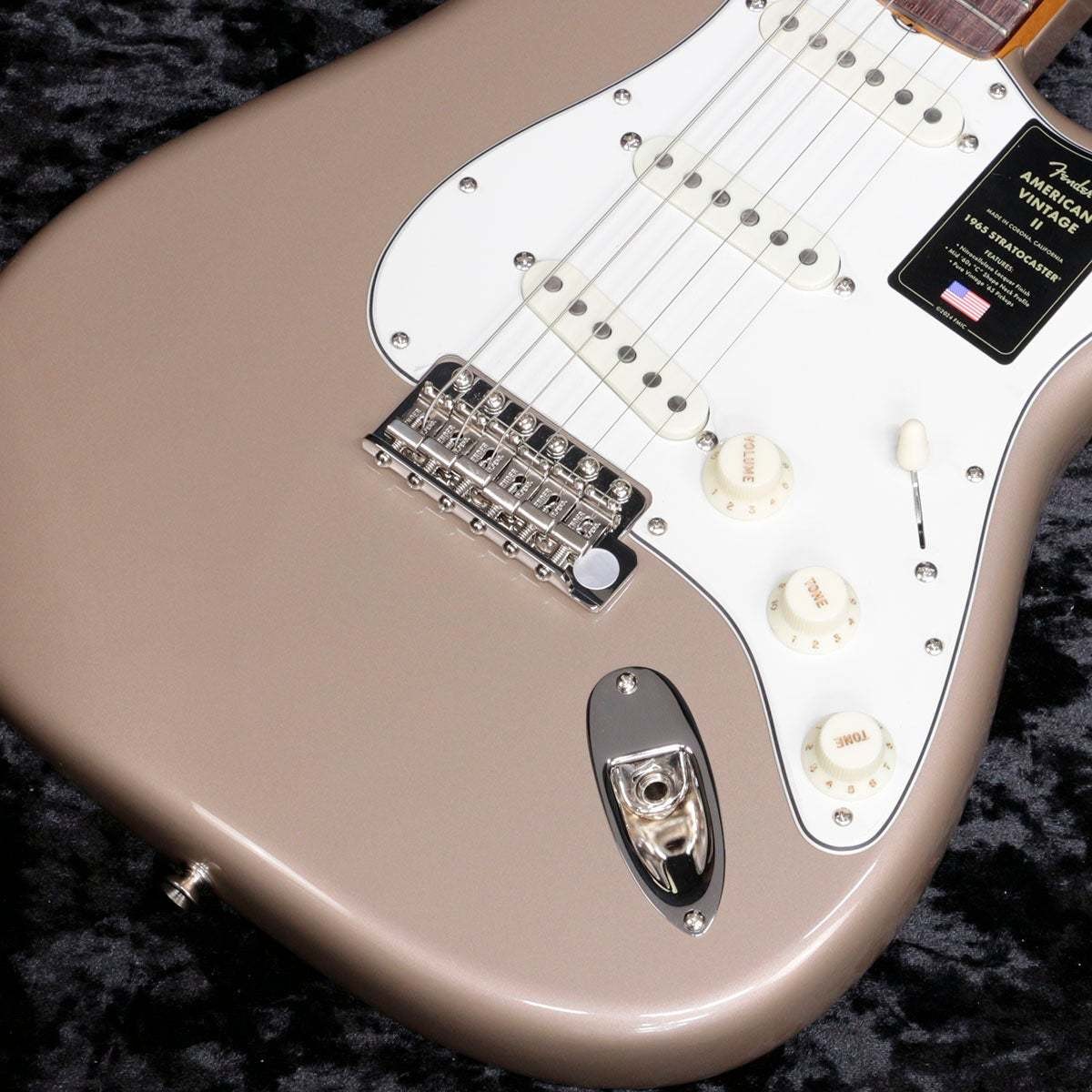 Fender American Vintage II 1965 Stratocaster Round-Lam Rosewood Shoreline Gold