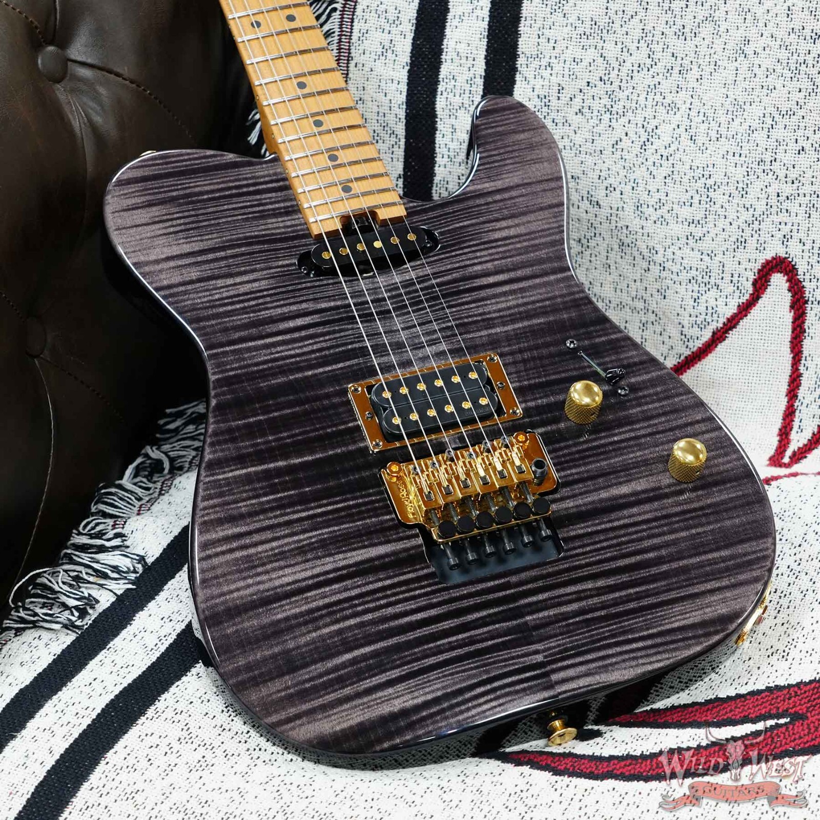 Charvel Custom Shop LTD Style 2 HS Floyd Rose Flame Maple top Trans Black 8.35