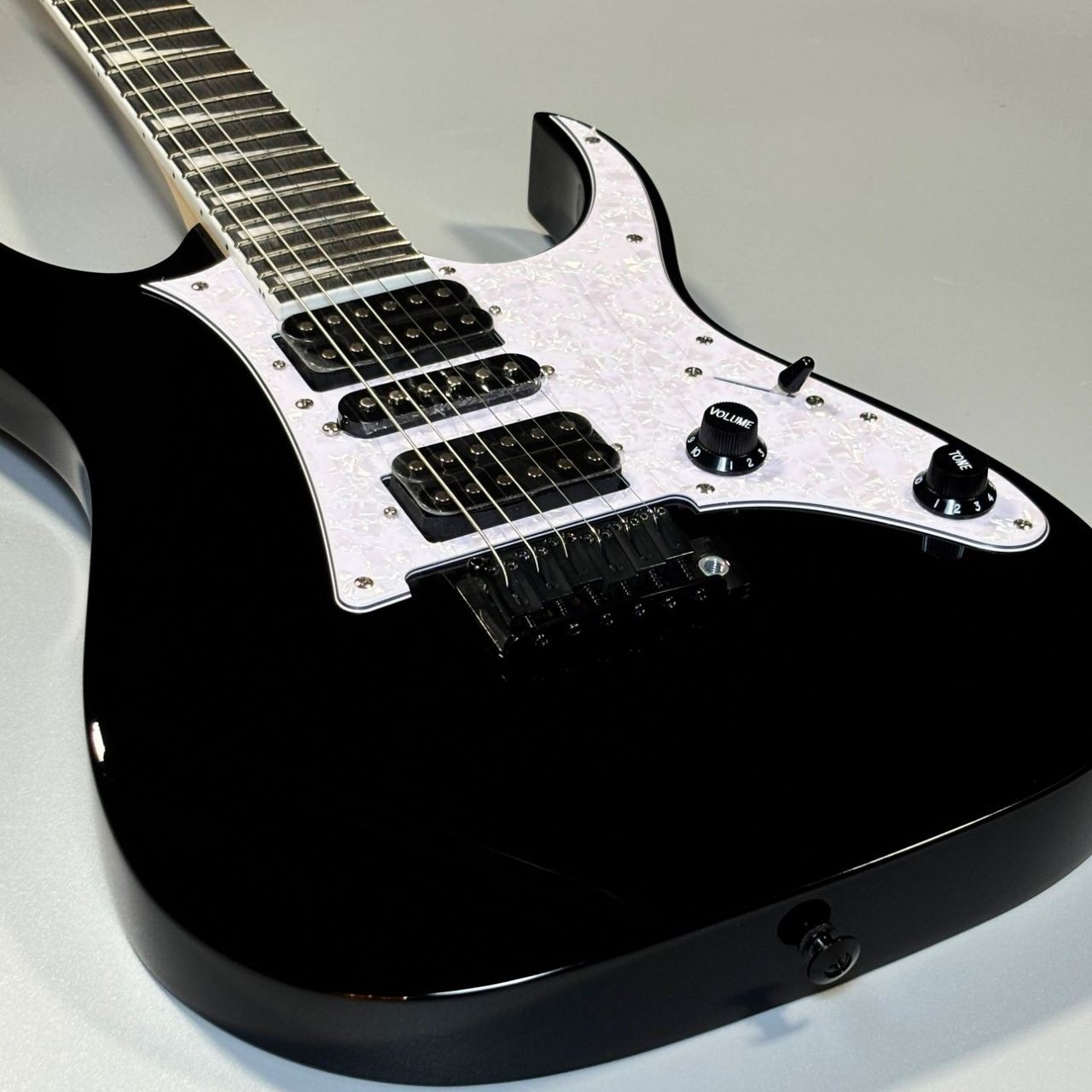 Ibanez RGV250 BK Electric Guitar Strat Style Sync. Tremolo 3.29kg Used