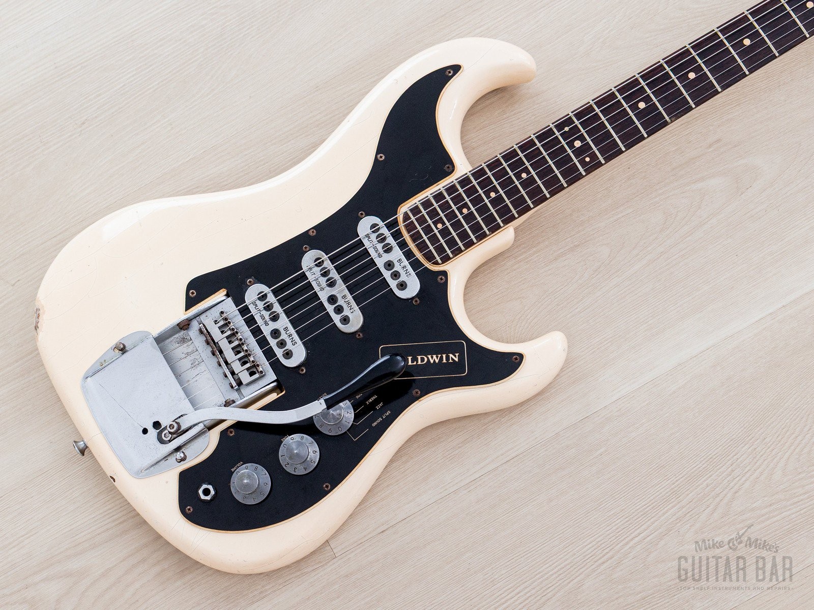 1966 Baldwin-Burns Jazz Split Sound Vintage Guitar White w/ Wild Dog