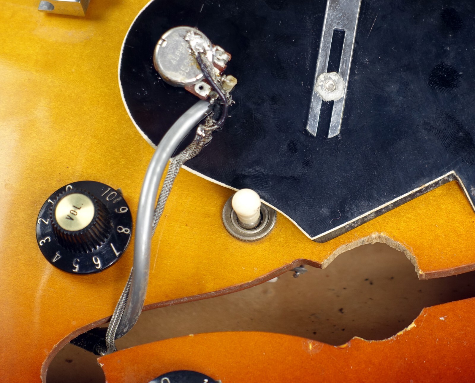 1967 Epiphone Riviera E360TD 12 String XII Sunburst with Hardshell Case