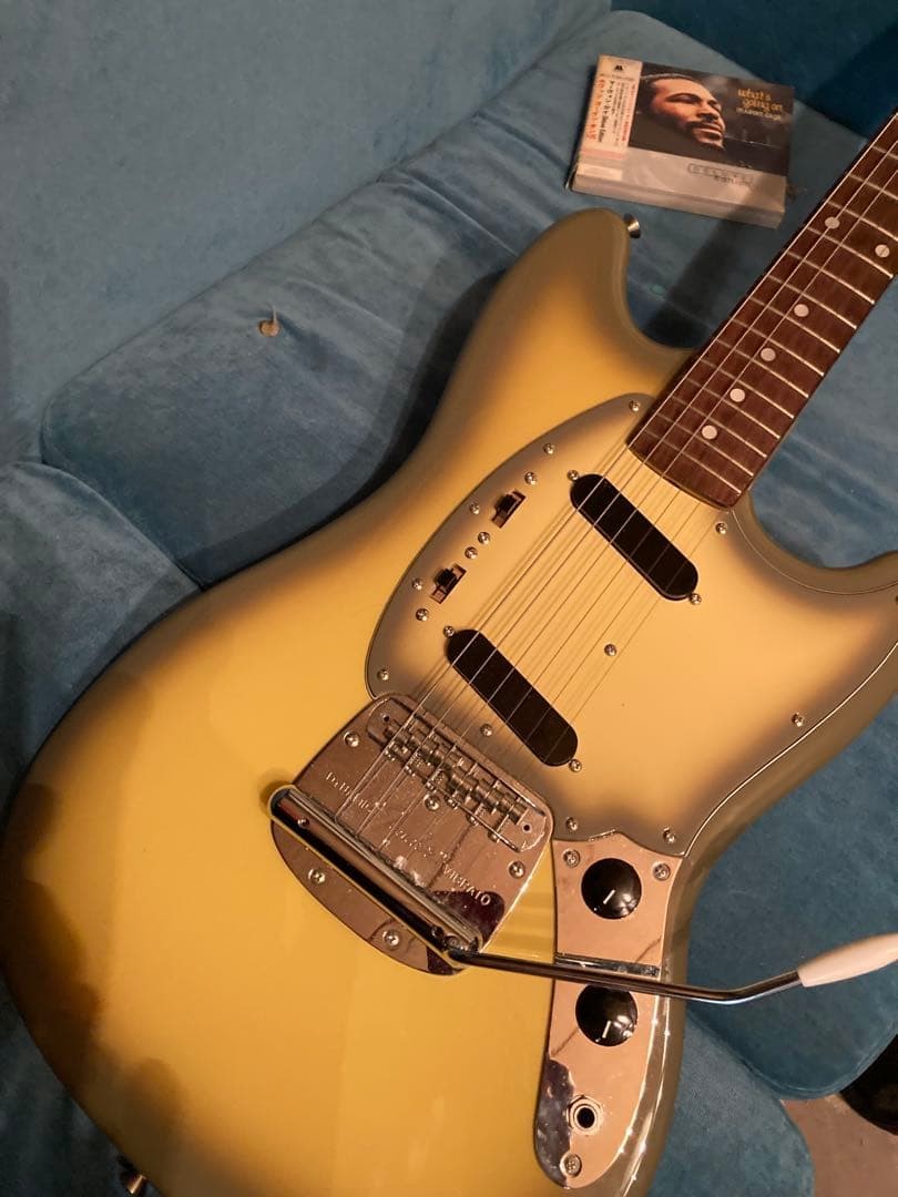 Super rare!! FenderJapan rare Antigua Mustang exquisite valuable model!!
