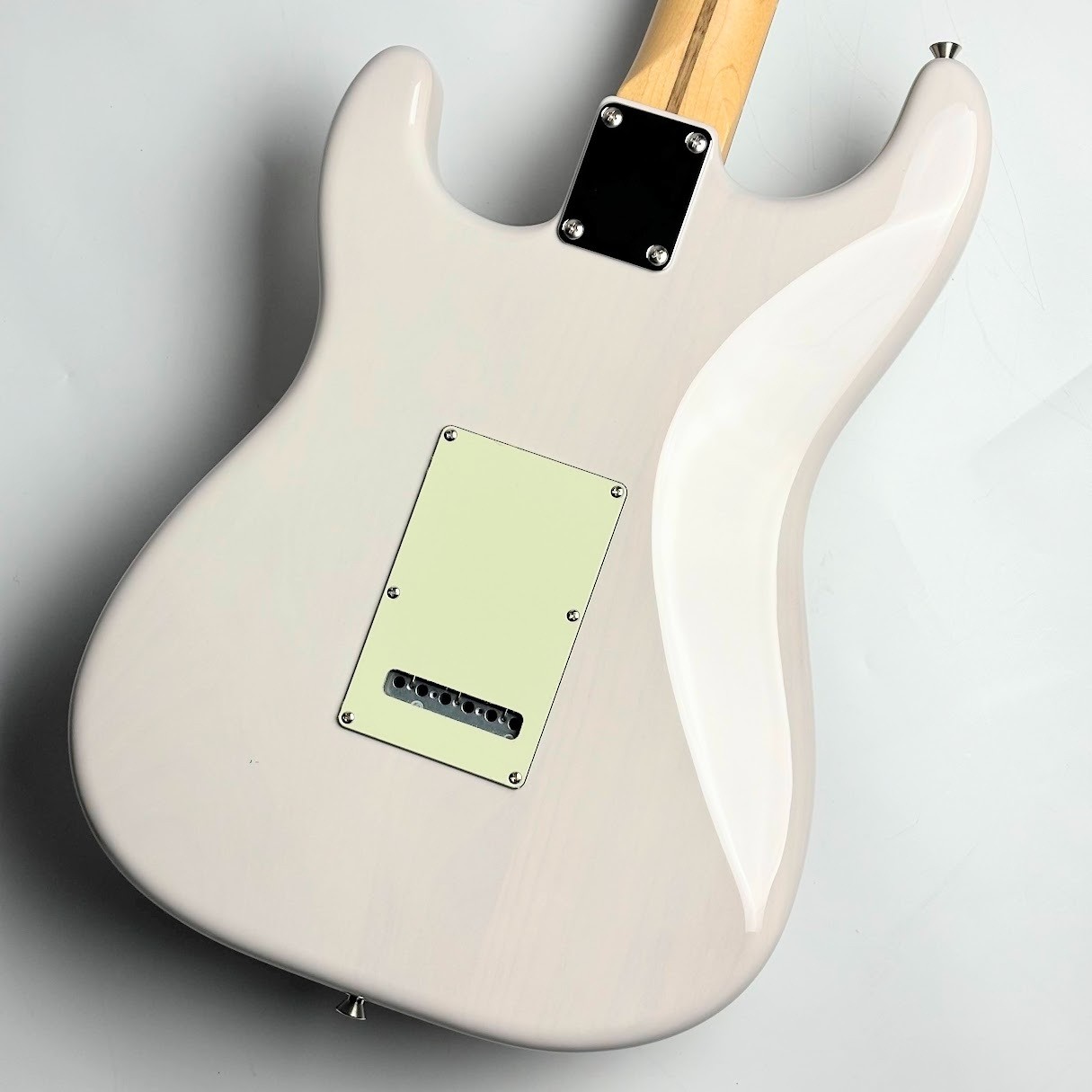 Fender Made in Japan Hybrid II Stratocaster US Blonde Weight:3.58kg