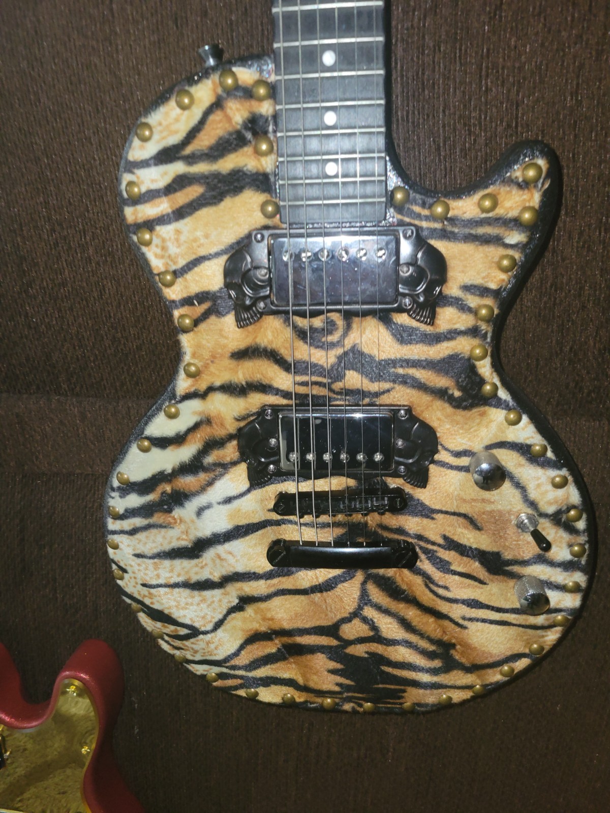 JIM CAt PURPLE ZODIAC LEATHER WITH EPIPHONE PICKUPS