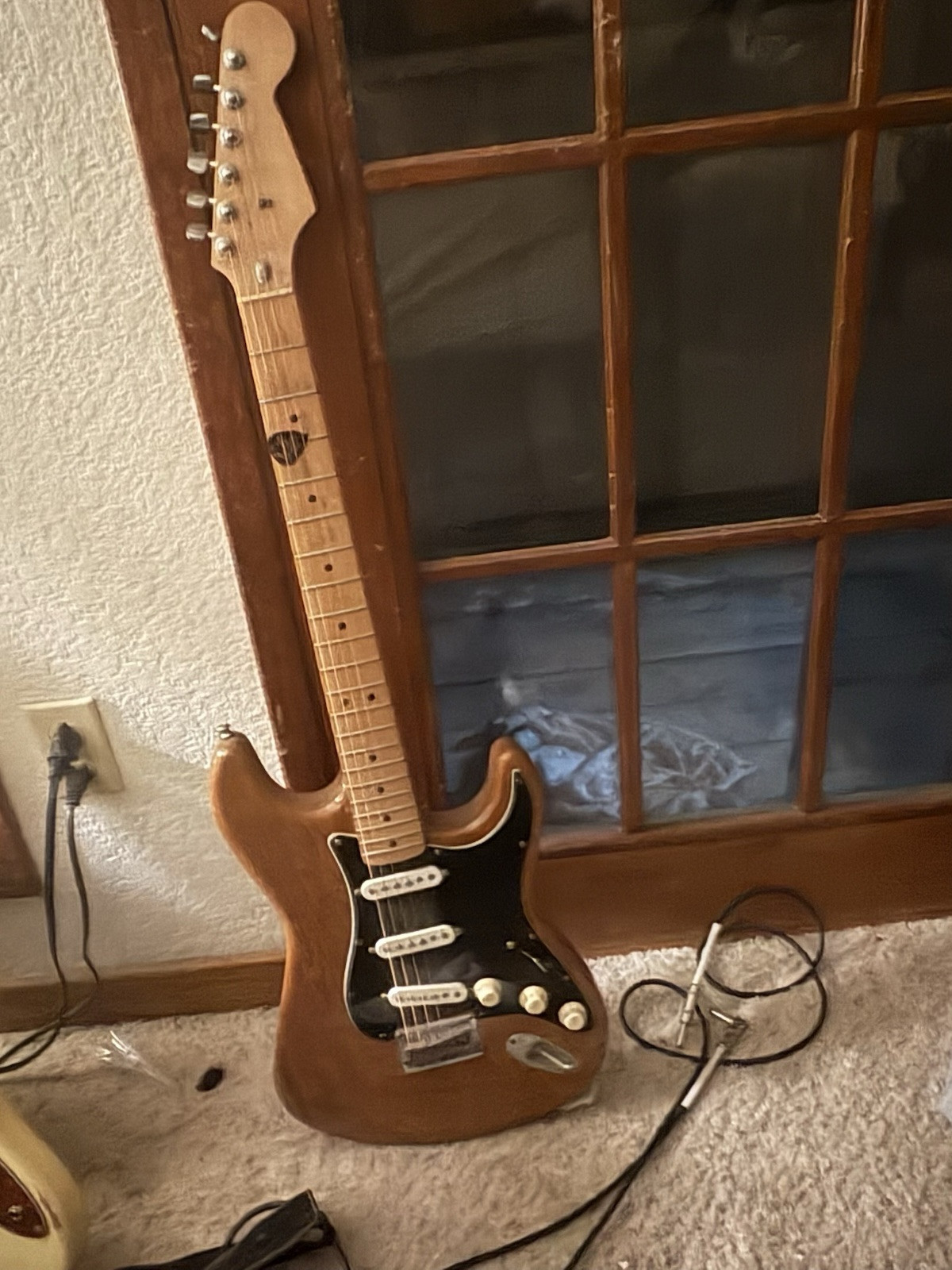 Ibanez Vintage Guitar Stratocaster 1970’s Law Suit. Hard Case. Rare