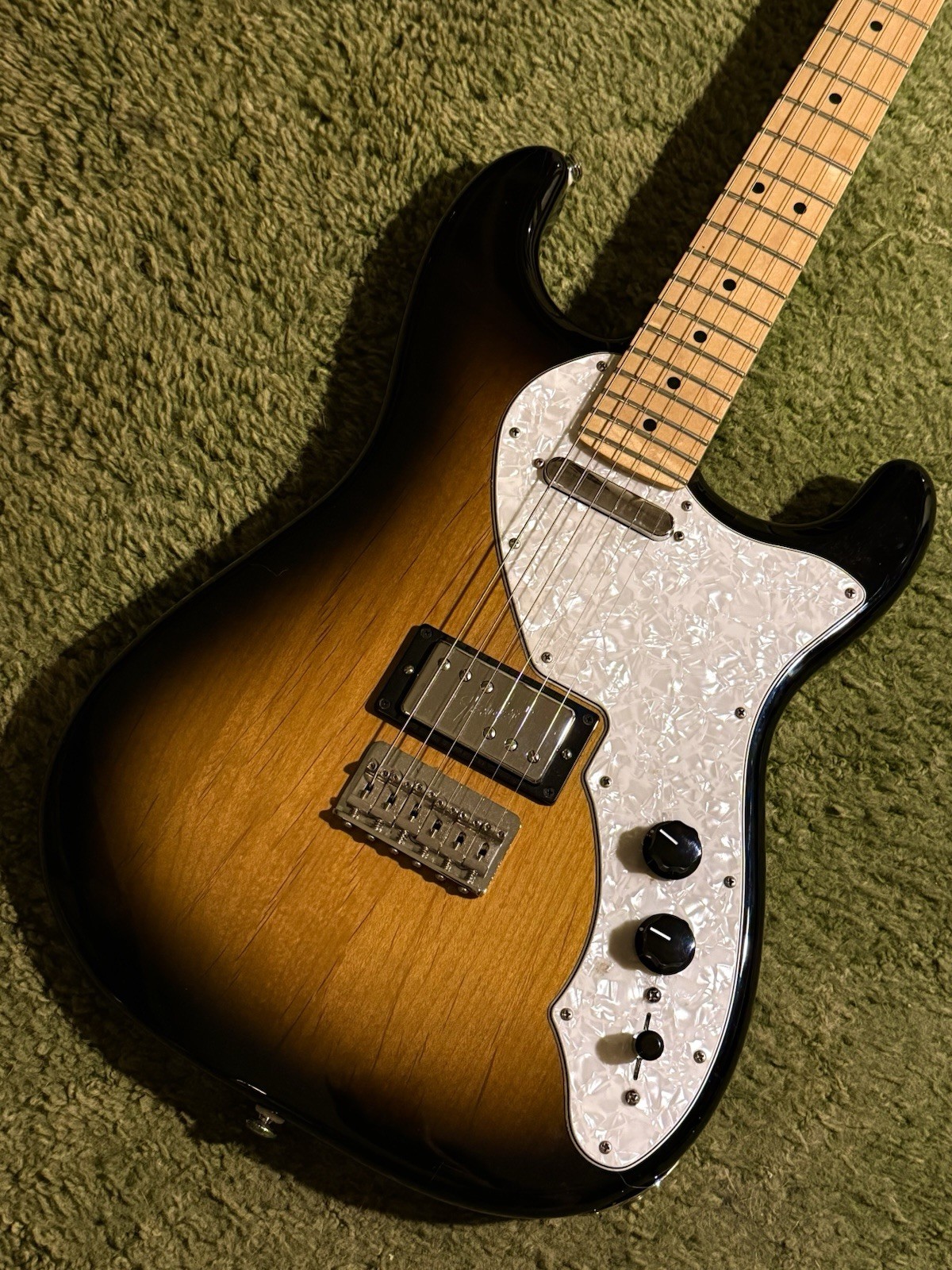 Fender Pawn Shop 70s Stratocaster Deluxe Sunburst Guitar