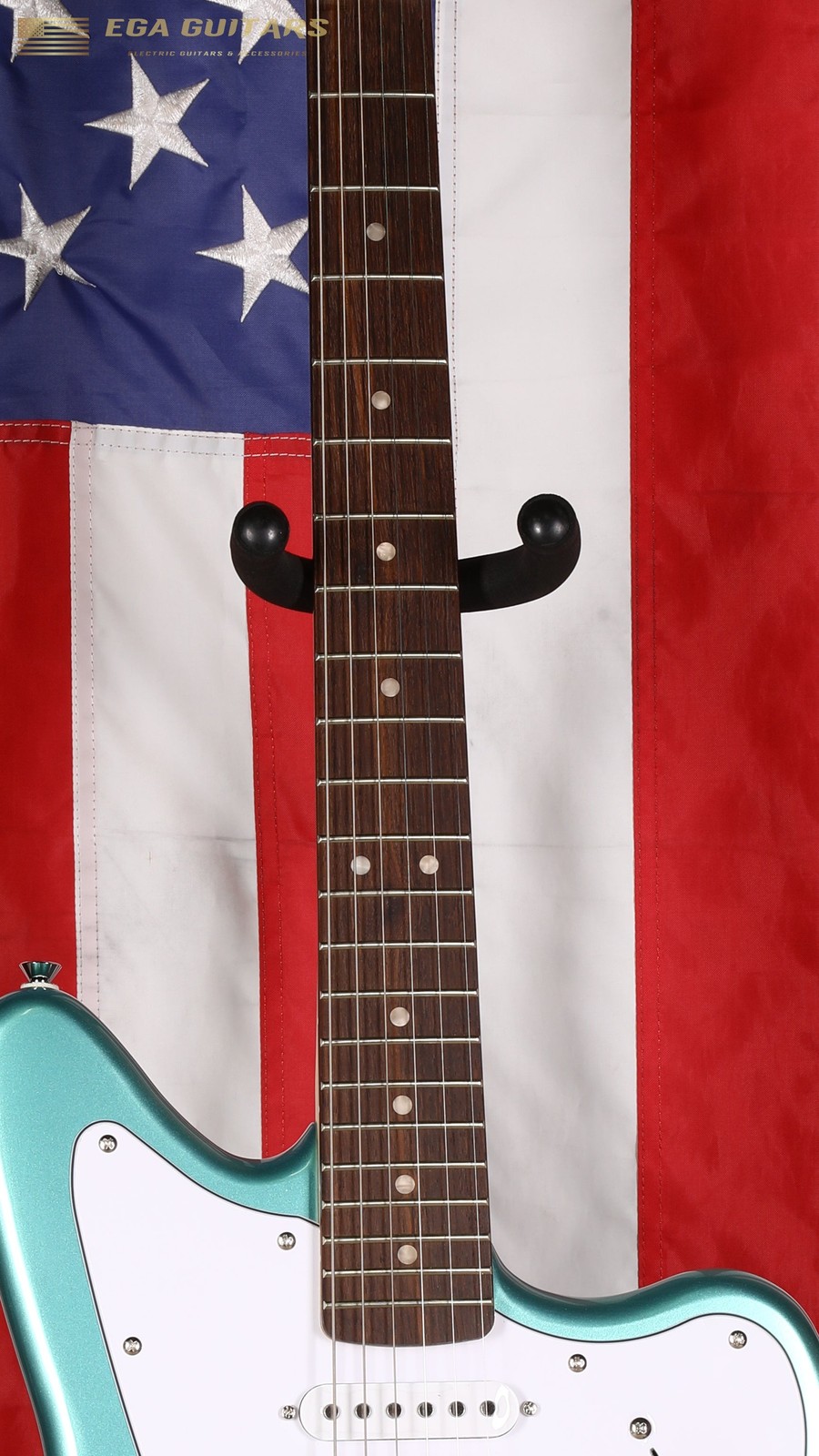 Squier Limited Edition Affinity Jaguar – Mystic Seafoam