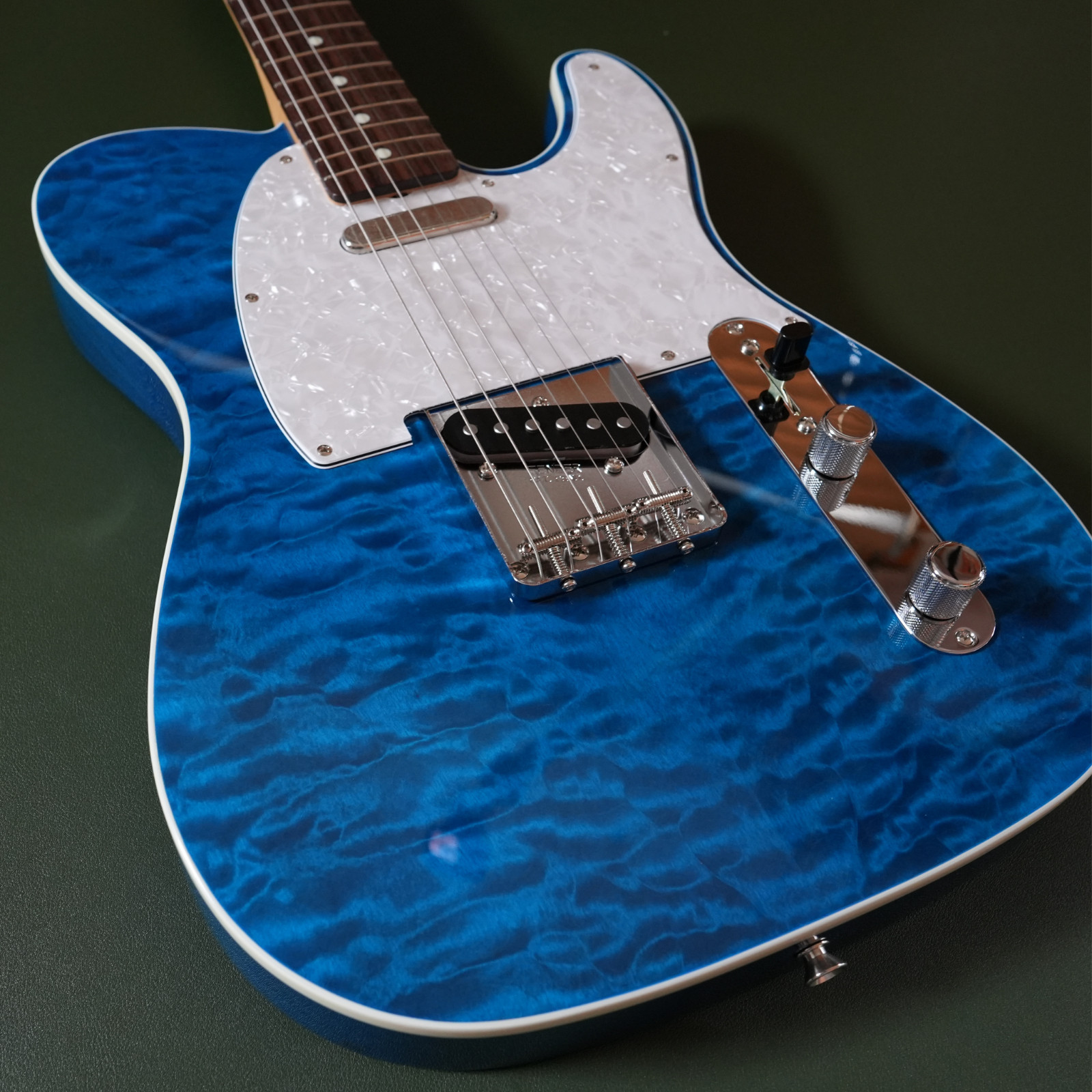 Fender FSR Made In Japan Traditional 60s Custom Telecaster Translucent Blue