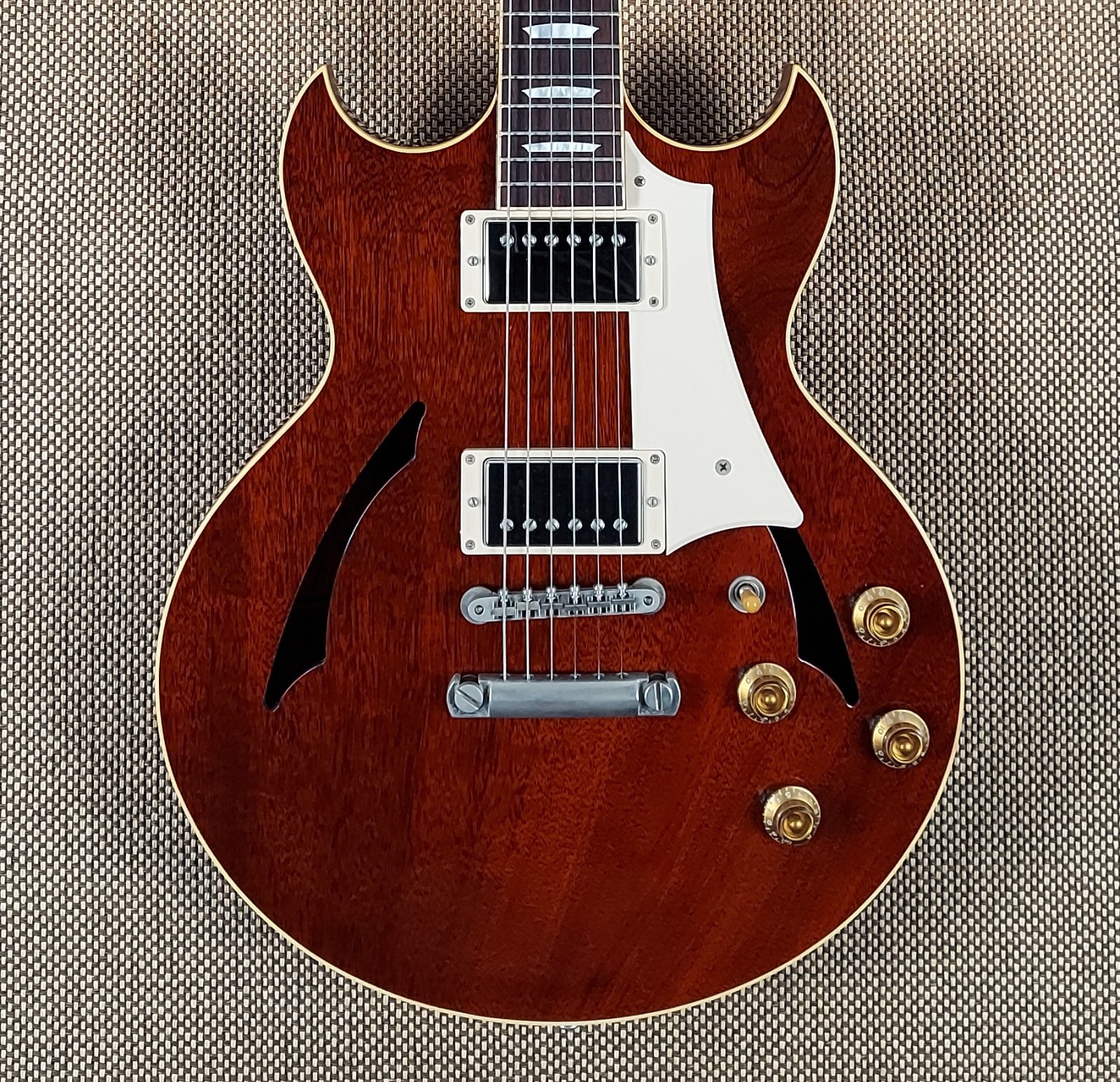 Gibson Custom Shop Johnny A. 2007 One Piece Carved Mahogany Top and Back! (212)