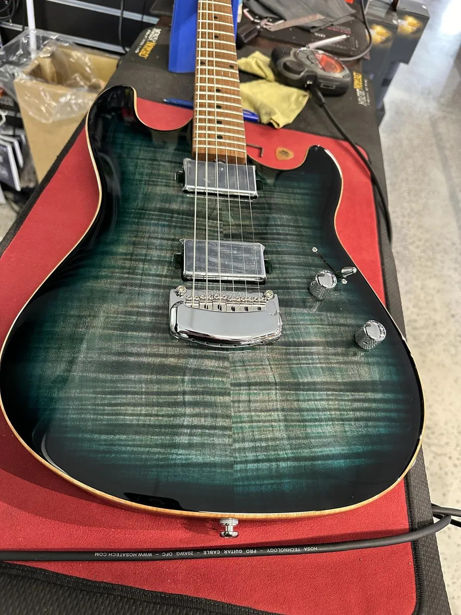 Ernie Ball Music Man Sabre HT Electric Guitar – Yucatan Blue