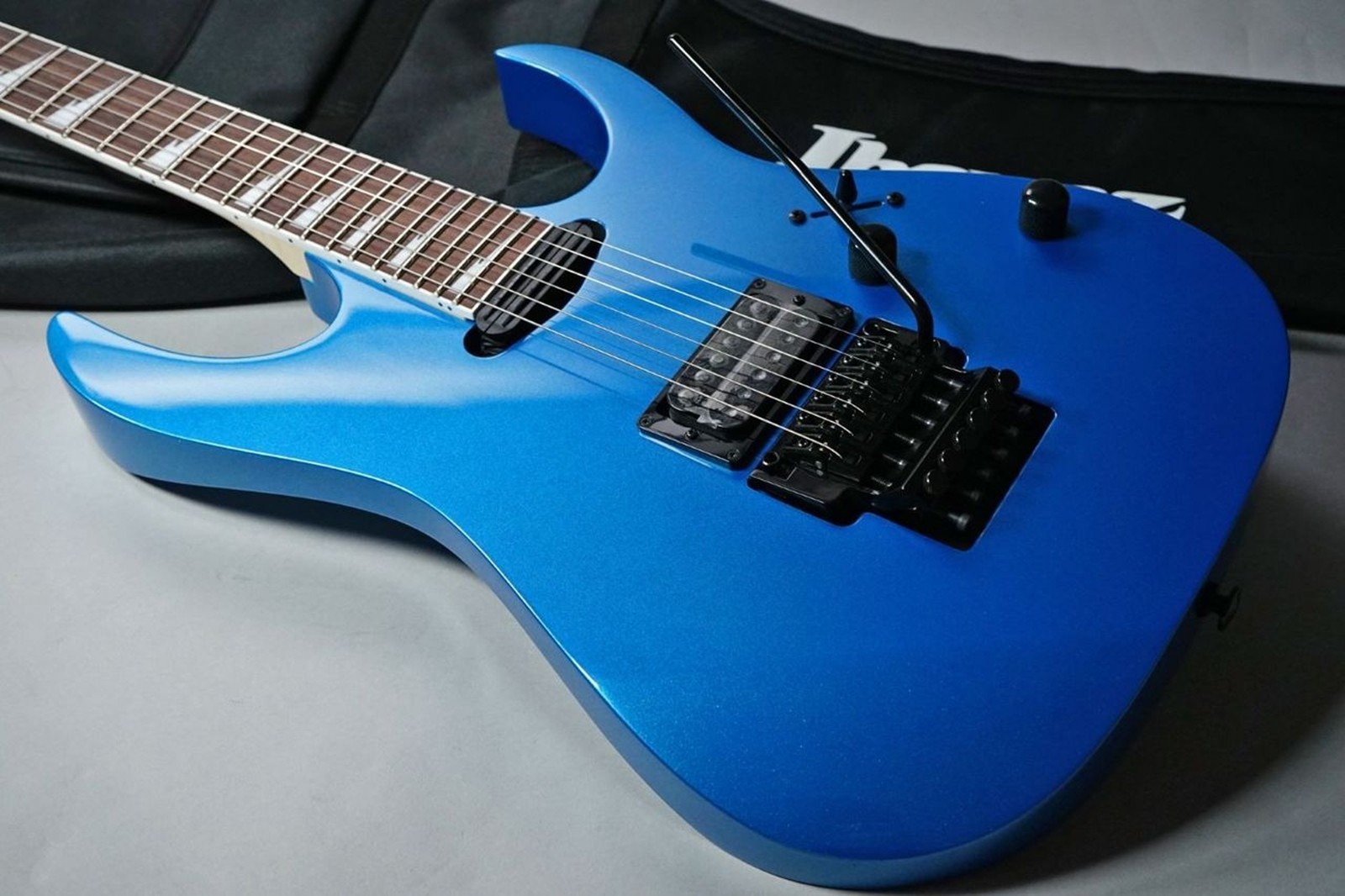 Guitar Japan Ibanez Genesis Collection RG565R Electric Guitar Electric Blue New