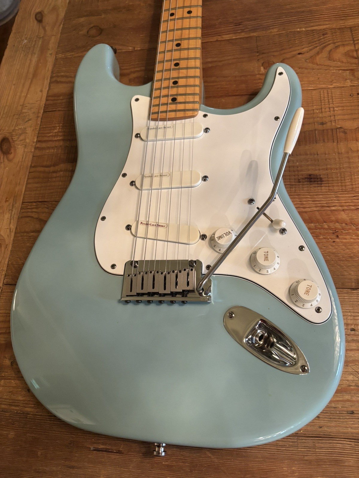 COLLECTOR GRADE 1996 50th Fender Strat Plus SONIC BLUE Lace TBX LSR Schallers