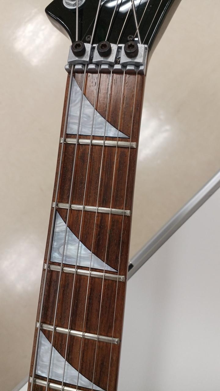 GROVER JACKSON KELLY set neck