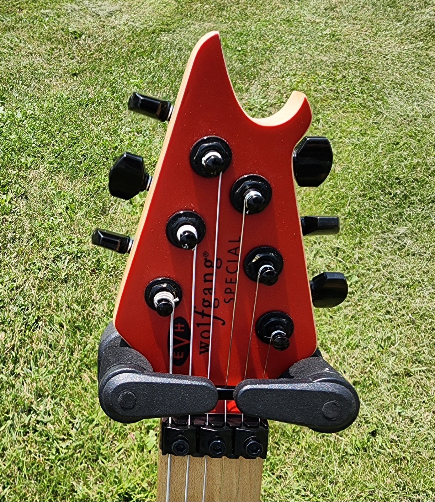 2015 EVH WOLFGANG SPECIAL ELECTRIC GUITAR WITH EVH HARD CASE