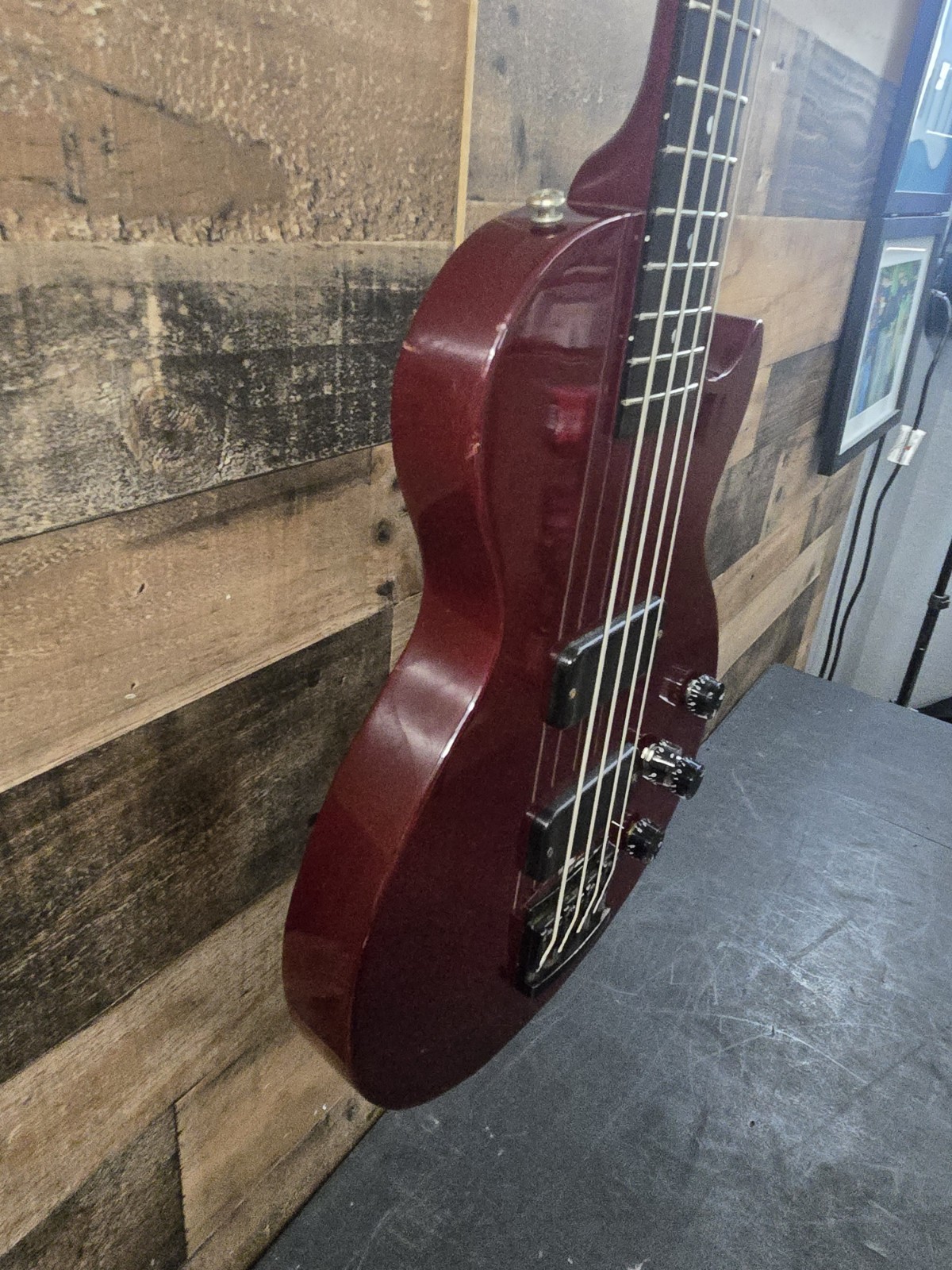 1997 Gibson Les Paul 4-String Electric Bass Guitar Wine Red W/ OHSC
