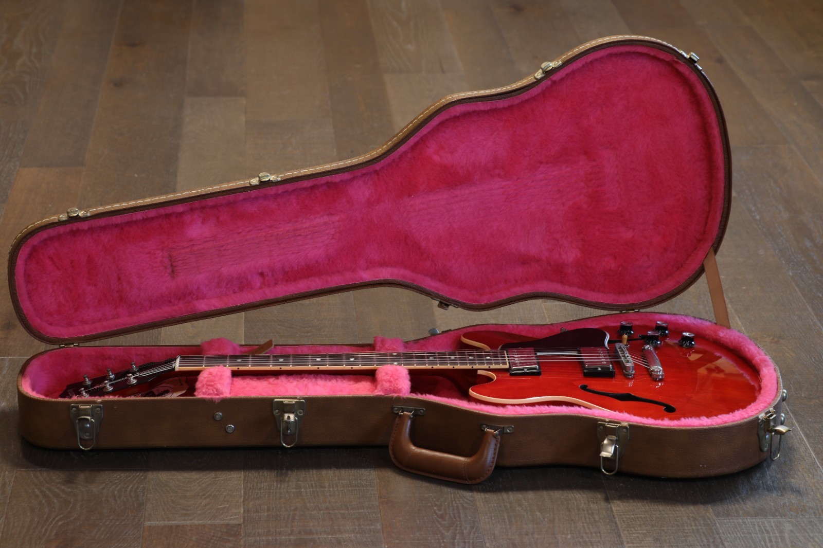 2013 Gibson ES-339 Semi-Hollow Electric Guitar Cherry + OHSC