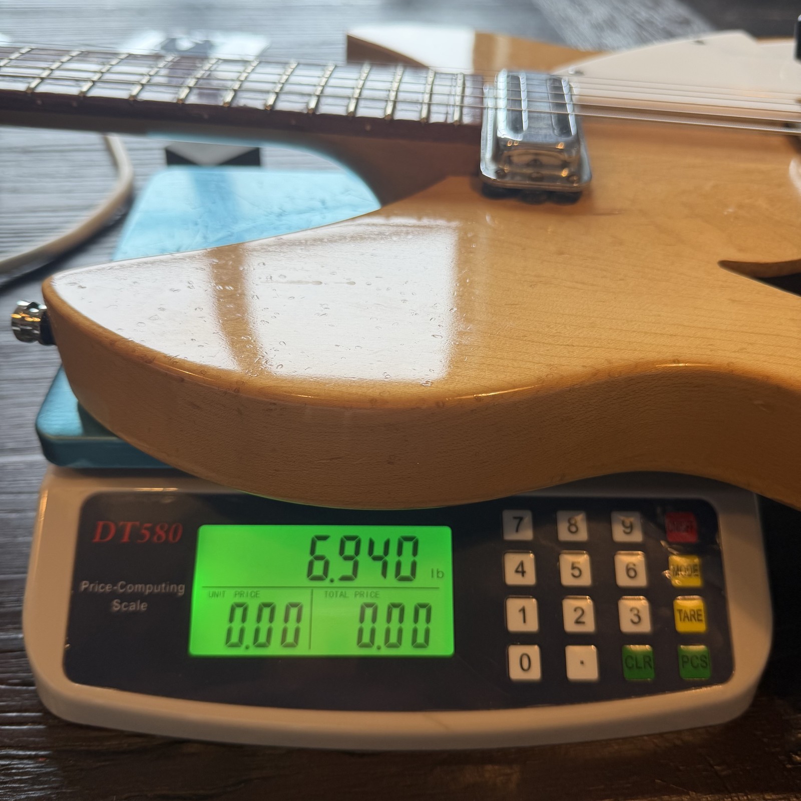 Used Rickenbacker 1966 Model 335 Mapleglo w/Case