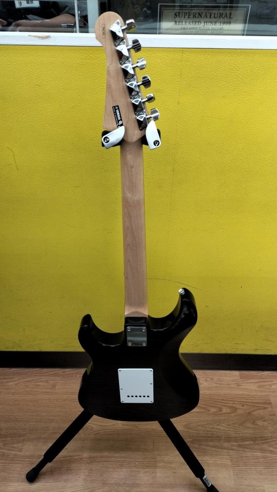 YAMAHA PAC012 Used Mahogany body Maple neck Walnut fingerboard Black w/Soft case