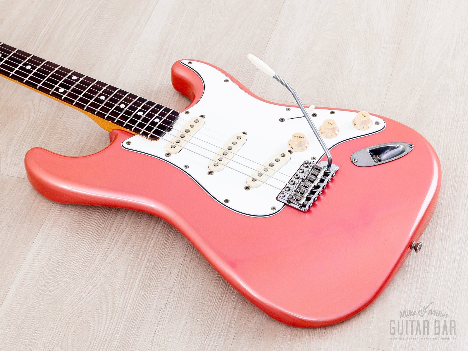 1983 Fender JV Stratocaster ’62 Vintage Reissue ST62-65 w/ Case, Japan MIJ