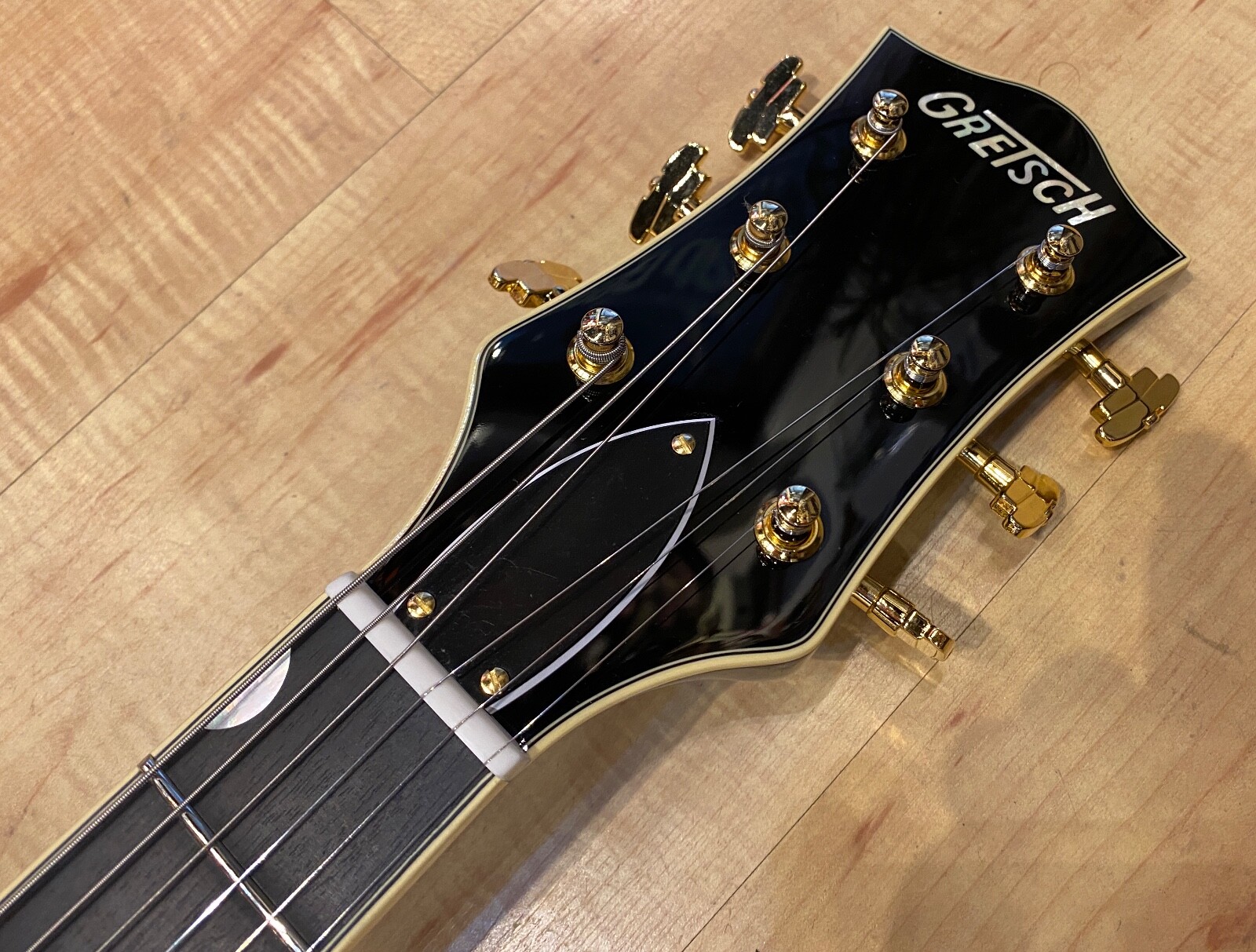 Gretsch G6196T-59 Vintage Select Edition ’59 Country Club Cadillac Green