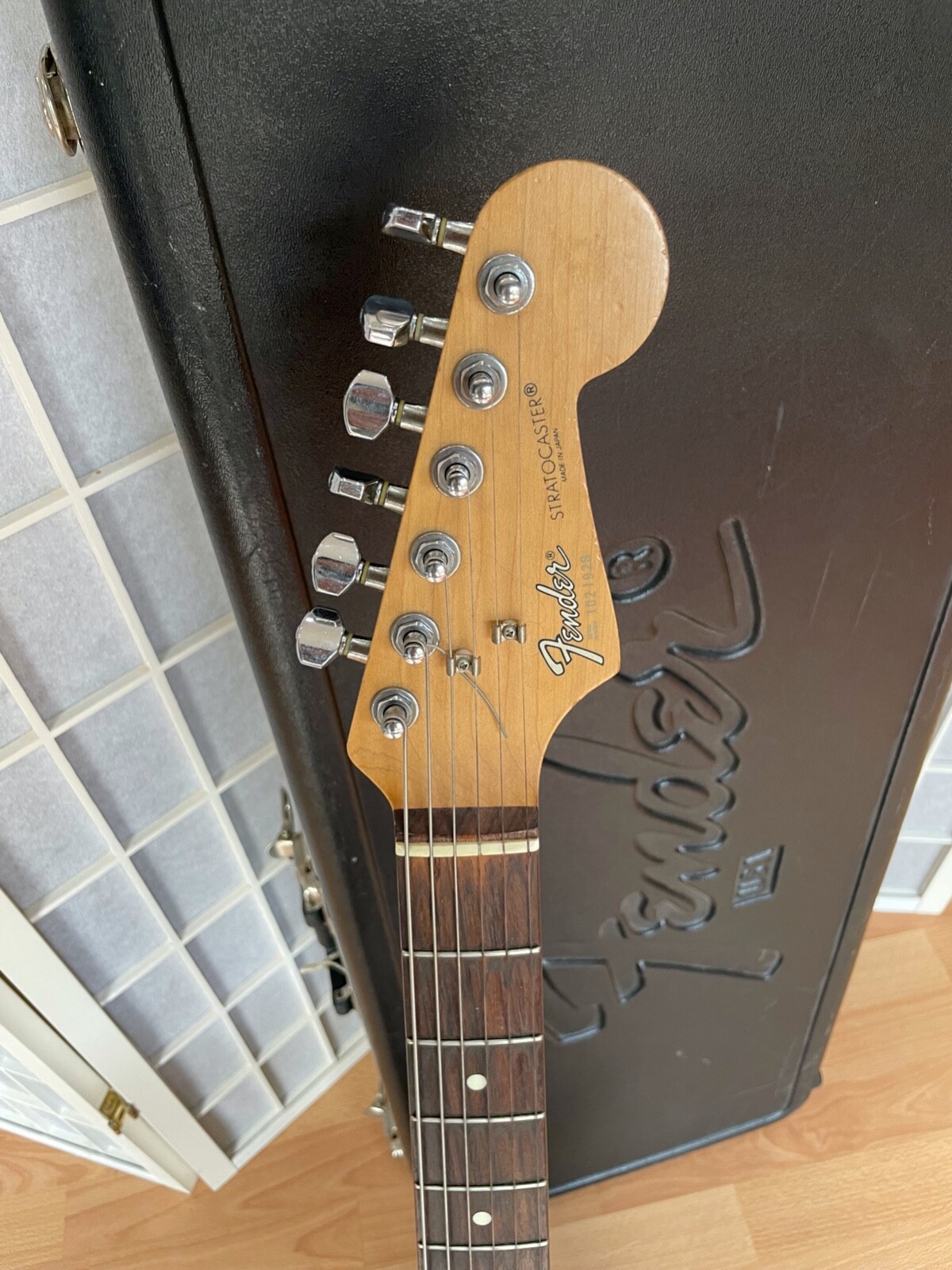 FENDER Stratocaster Japan E-Guitar I021928 Approx. 1989/1990 I Series Blue Case