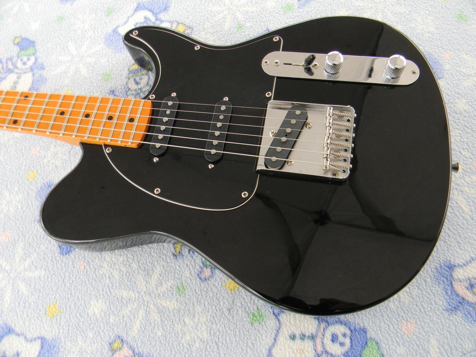 Peavey Generation EXP Nashville, Alnico 5’s, Hot Bridge Pickup, PIO Capacitor