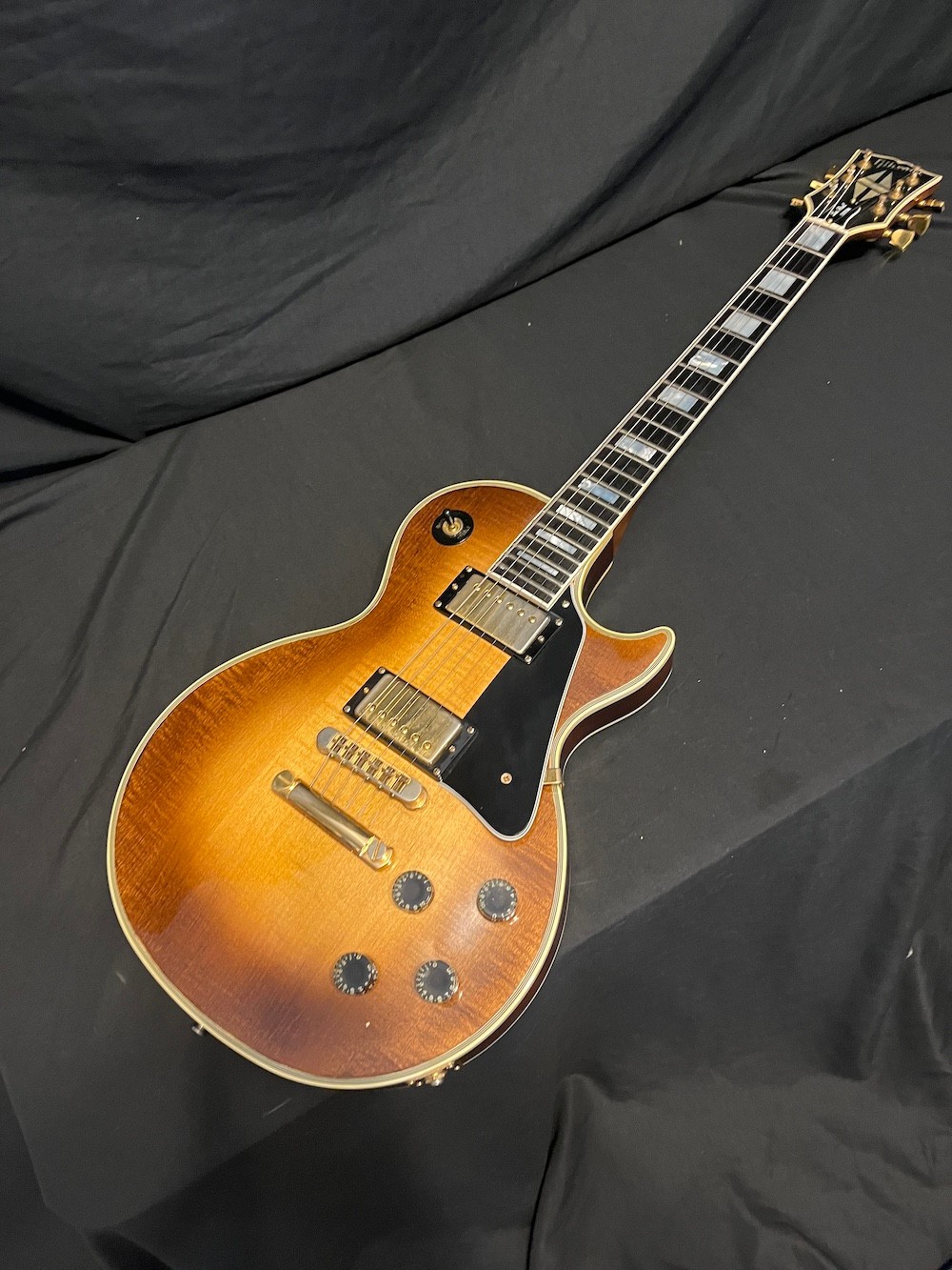 1982 Gibson Les Paul Custom Tobacco Burst Guitar W/Case