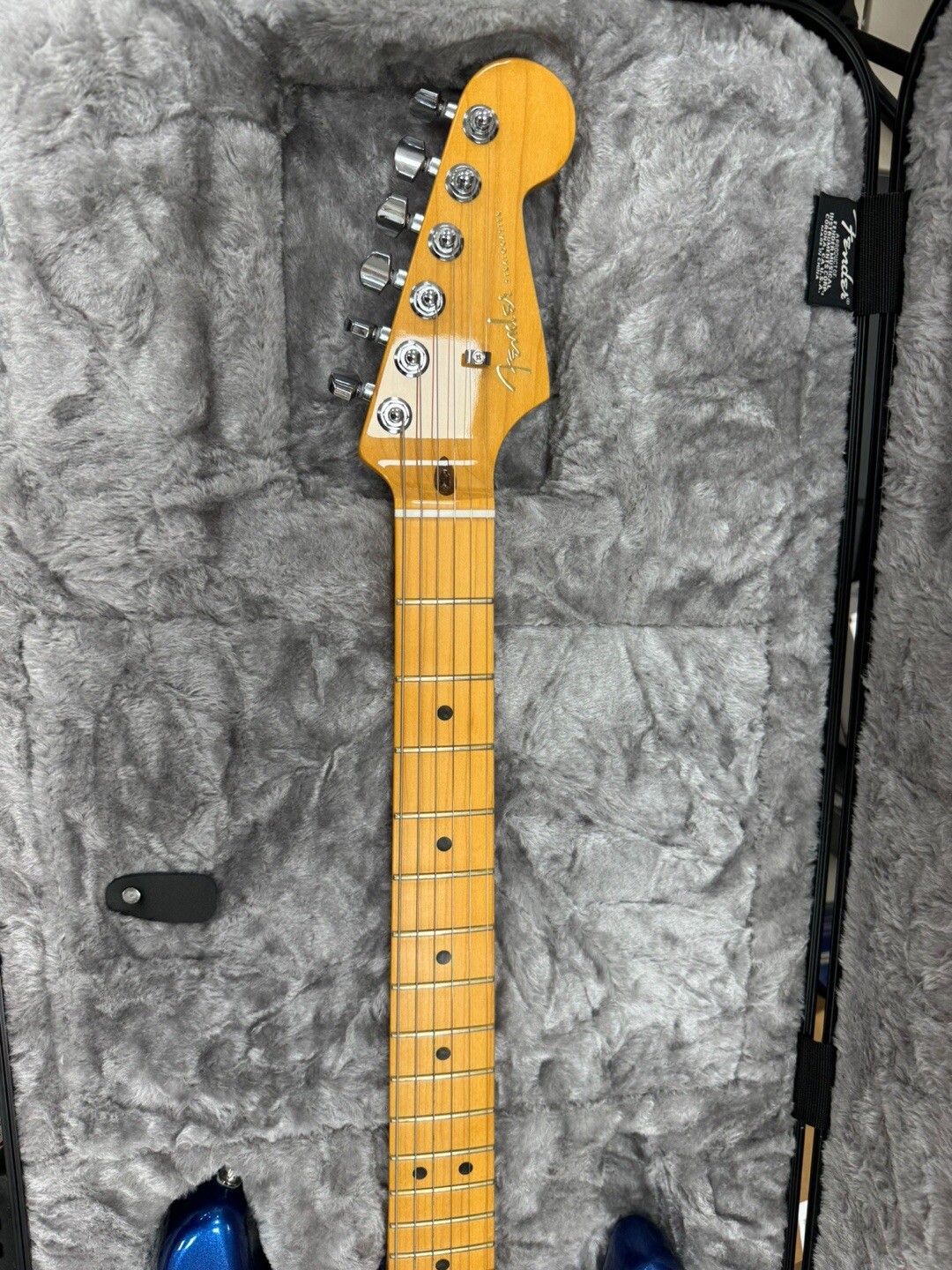 Fender American Ultra Stratocaster Maple Fingerboard Electric Guitar Cobra Blue