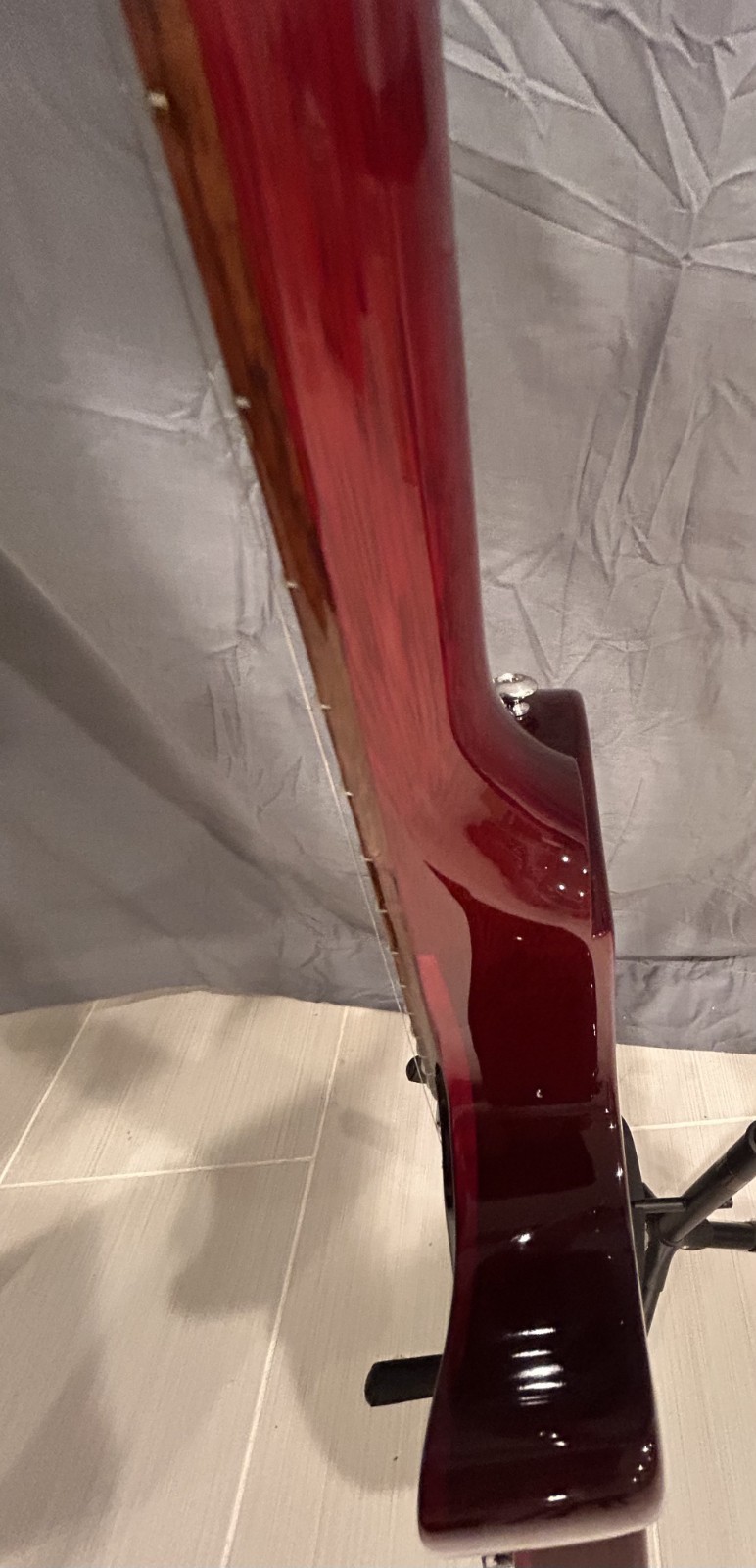 Gibson Les Paul Studio Electric Guitar 2019 – Wine Red