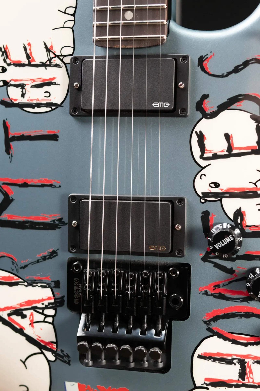 Fender Tom Morello’s “Arm the Homeless” Guitar – Blue Ice Metallic with Hardshel