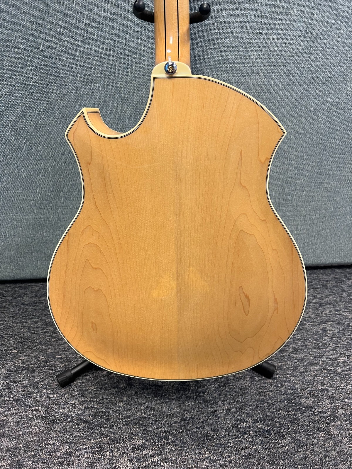 Parker PJ12 J Man Hollow Body Electric Guitar – Natural Finish