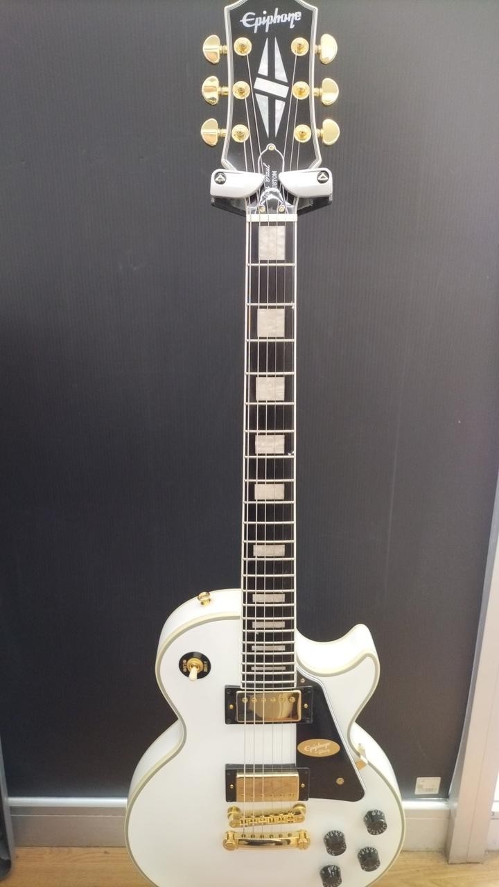 EPIPHONE LES PAUL CUSTOM Electric Guitar-31