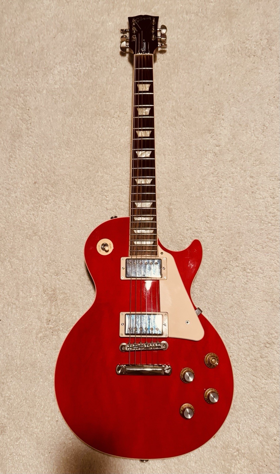 Gibson Les Paul Classic Electric Guitar – Translucent Cherry