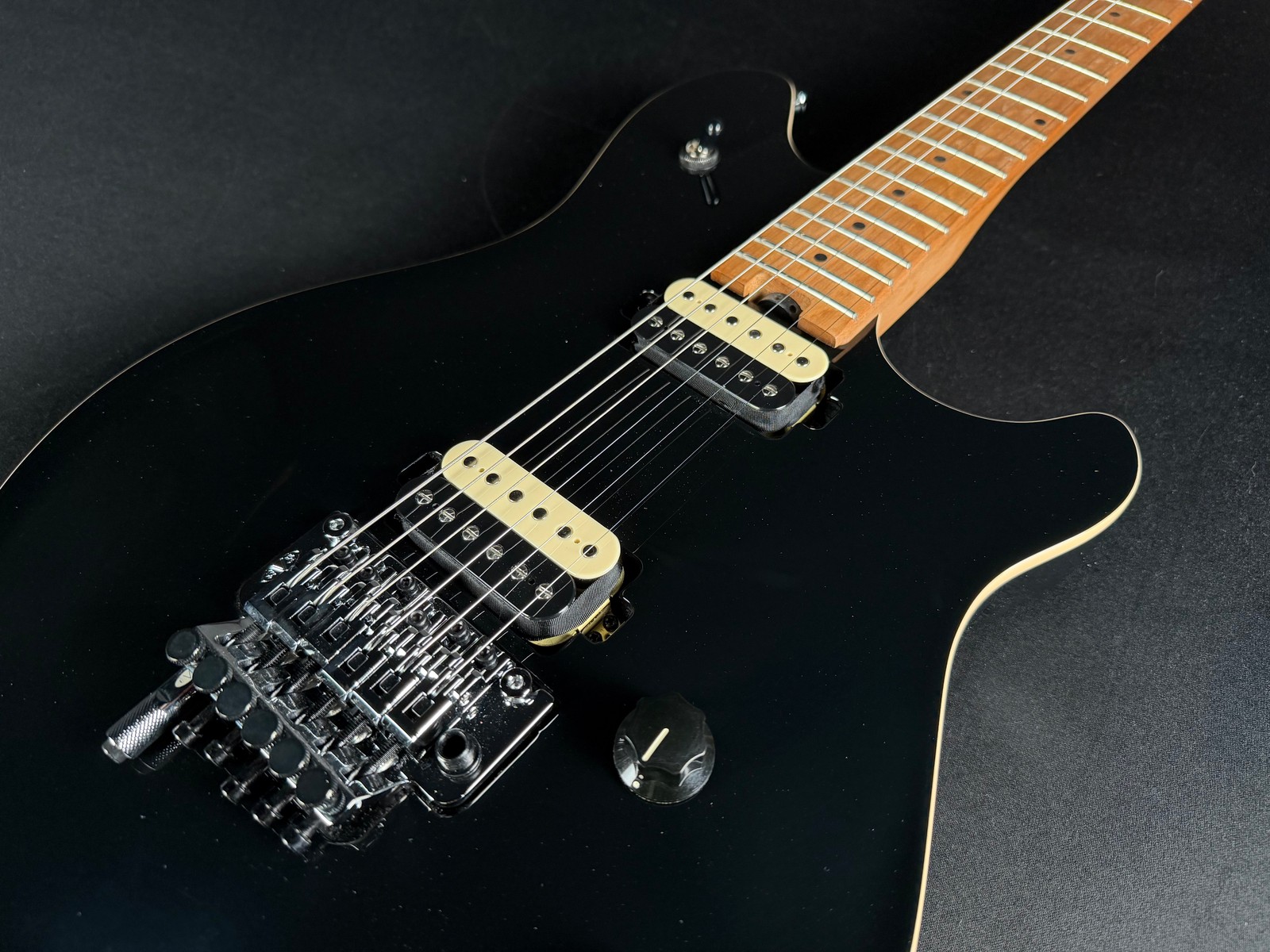 EVH Wolfgang Special, Baked Maple – Black